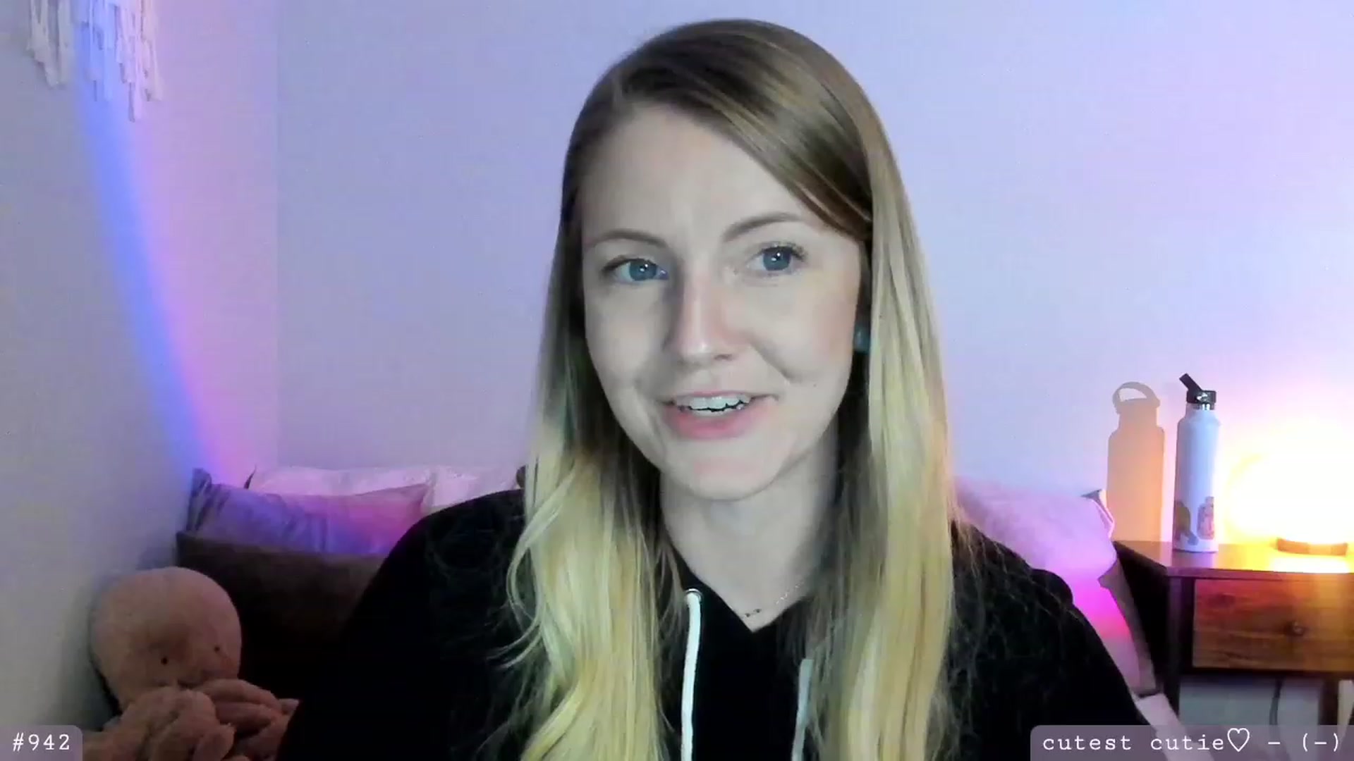 Gallery image thumbnail from AspenEden's myfreecams stream on, 03/10/2023, 01:06 image 13 of 20