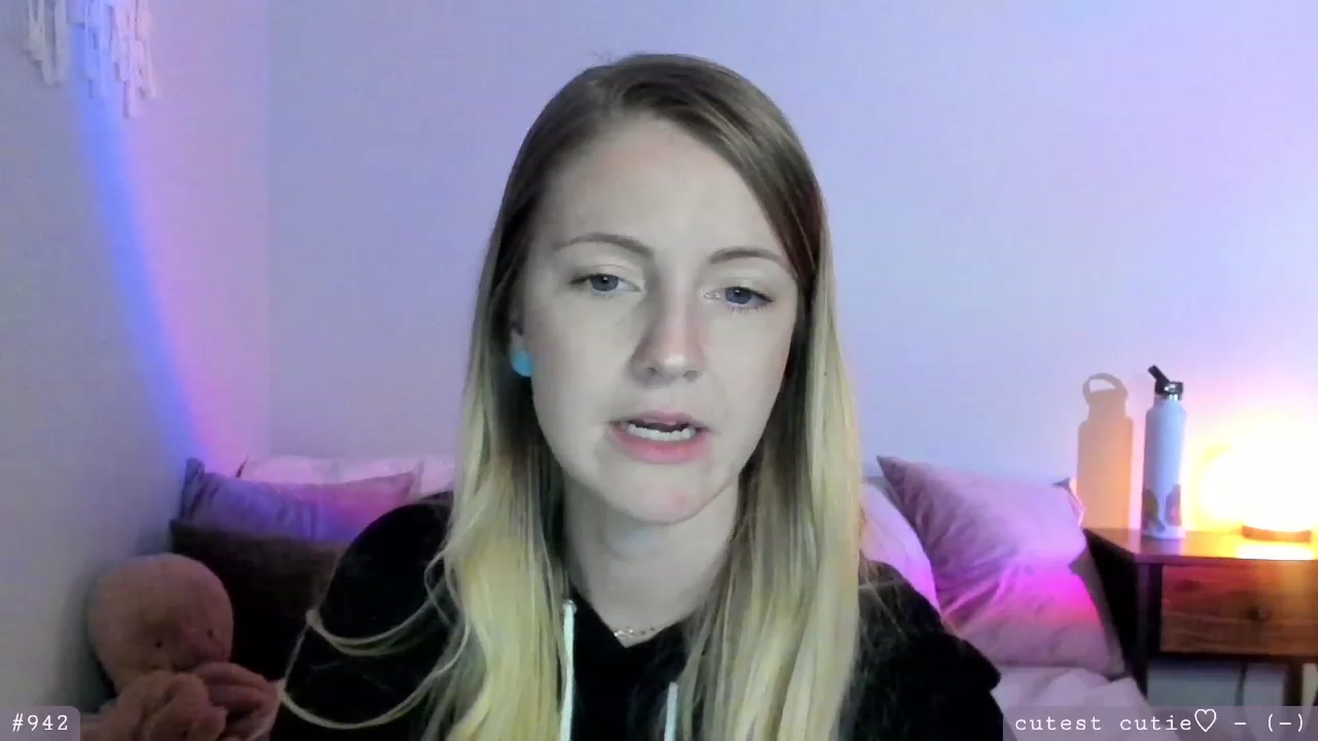 Gallery image thumbnail from AspenEden's myfreecams stream on, 03/10/2023, 01:06 image 16 of 20