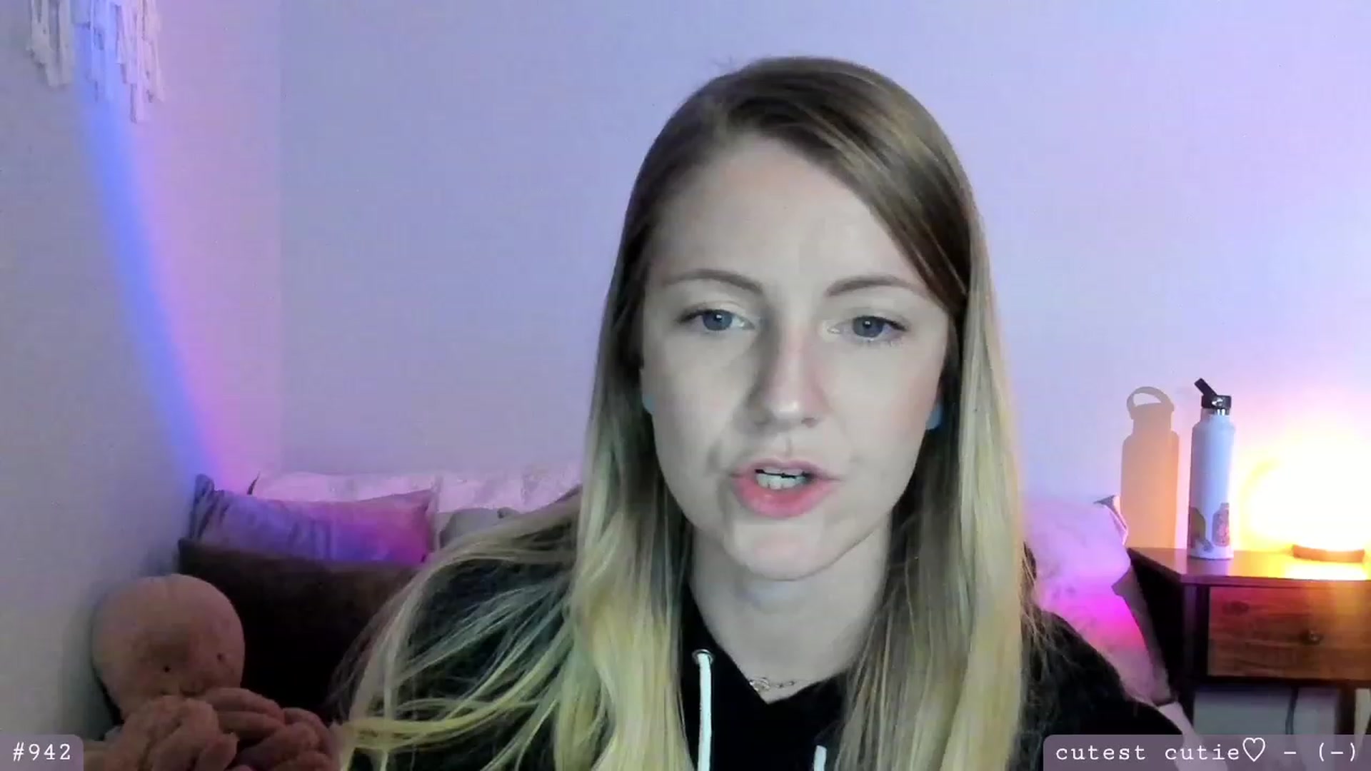 Gallery image thumbnail from AspenEden's myfreecams stream on, 03/10/2023, 01:06 image 15 of 20