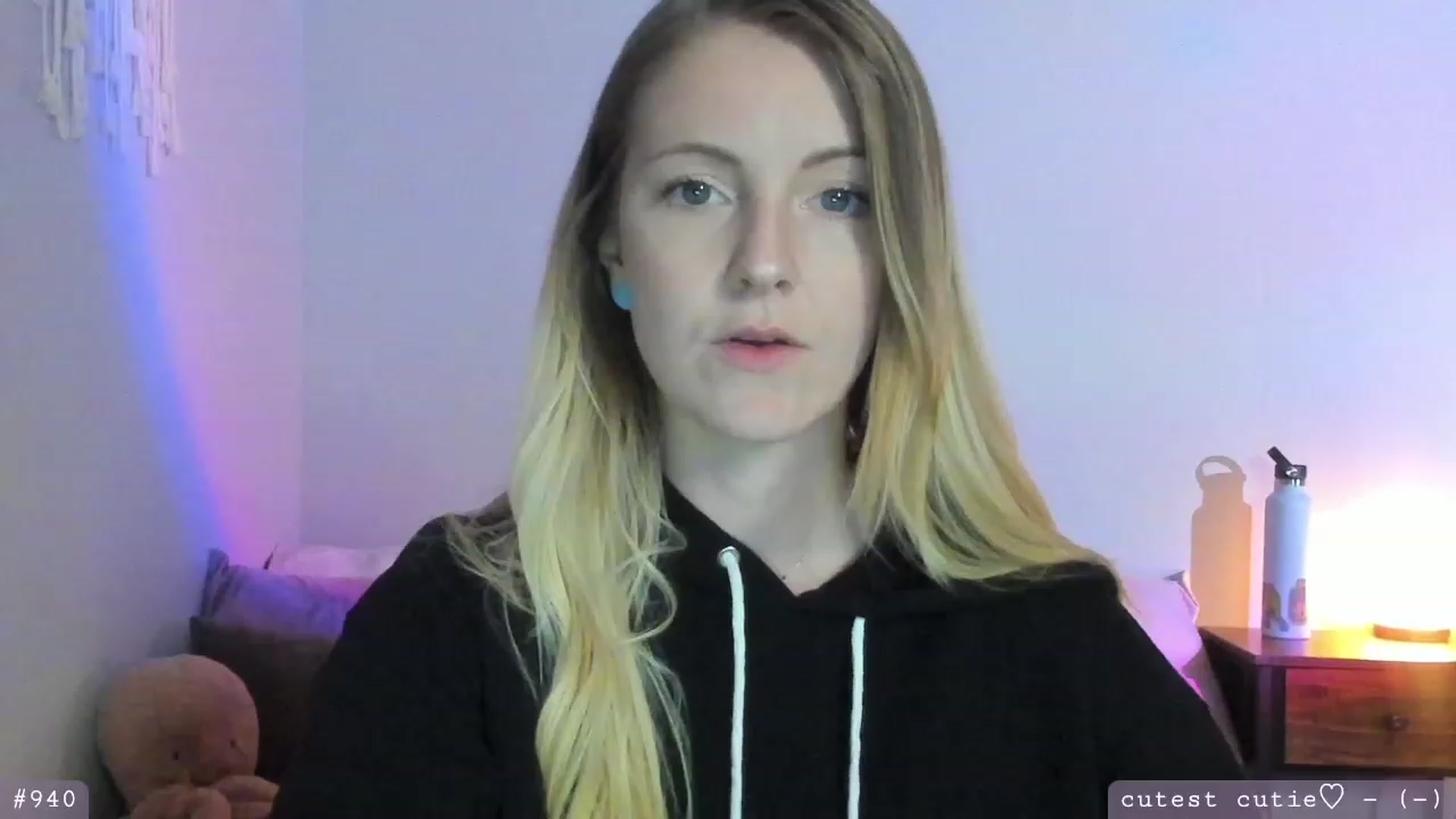 Gallery image thumbnail from AspenEden's myfreecams stream on, 03/10/2023, 01:06 image 2 of 20