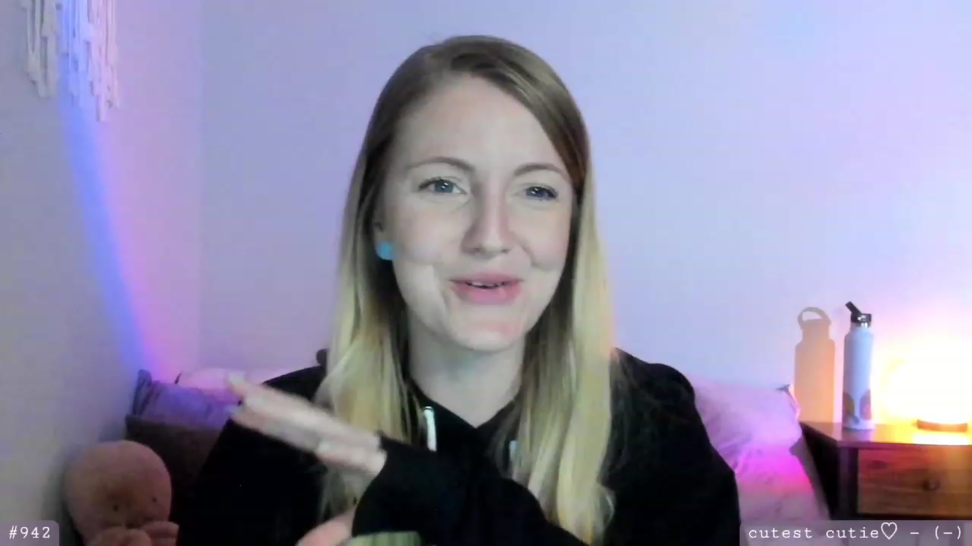 Gallery image thumbnail from AspenEden's myfreecams stream on, 03/10/2023, 01:06 image 12 of 20