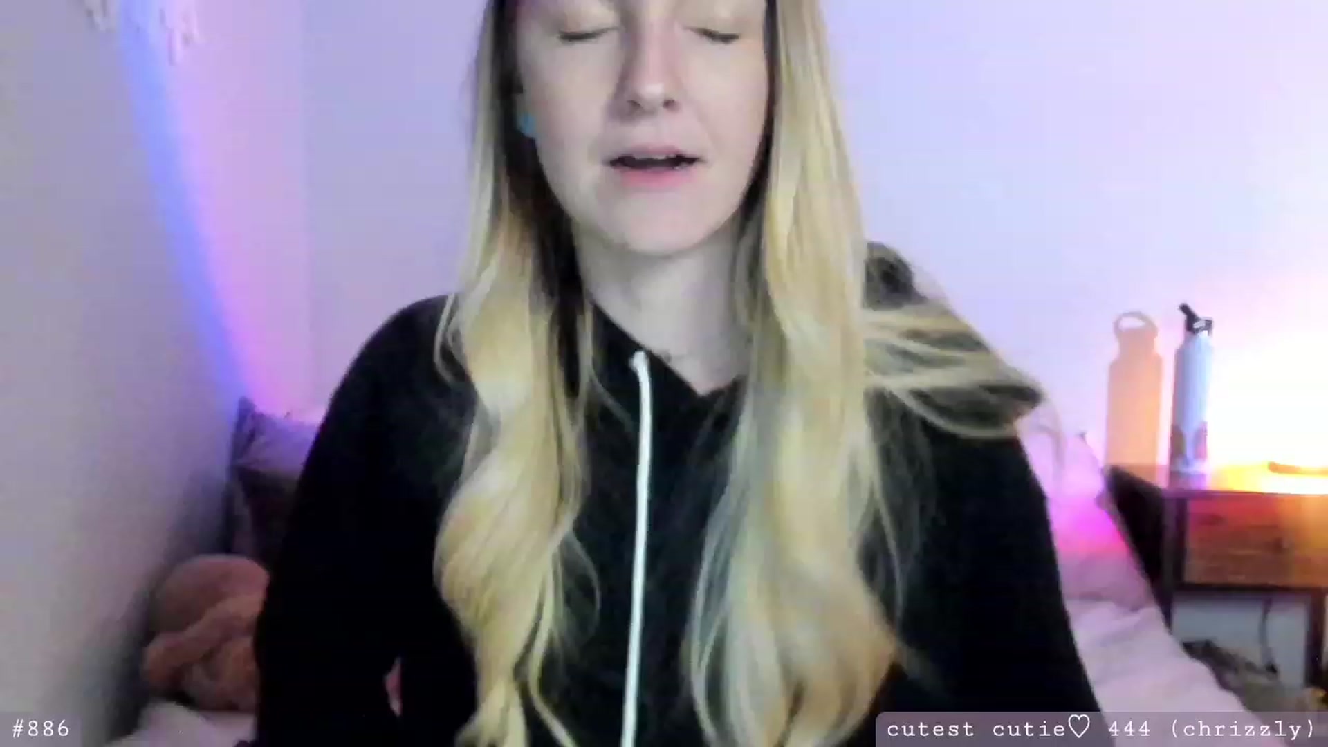 Gallery image thumbnail from AspenEden's myfreecams stream on, 03/10/2023, 03:27 image 3 of 20