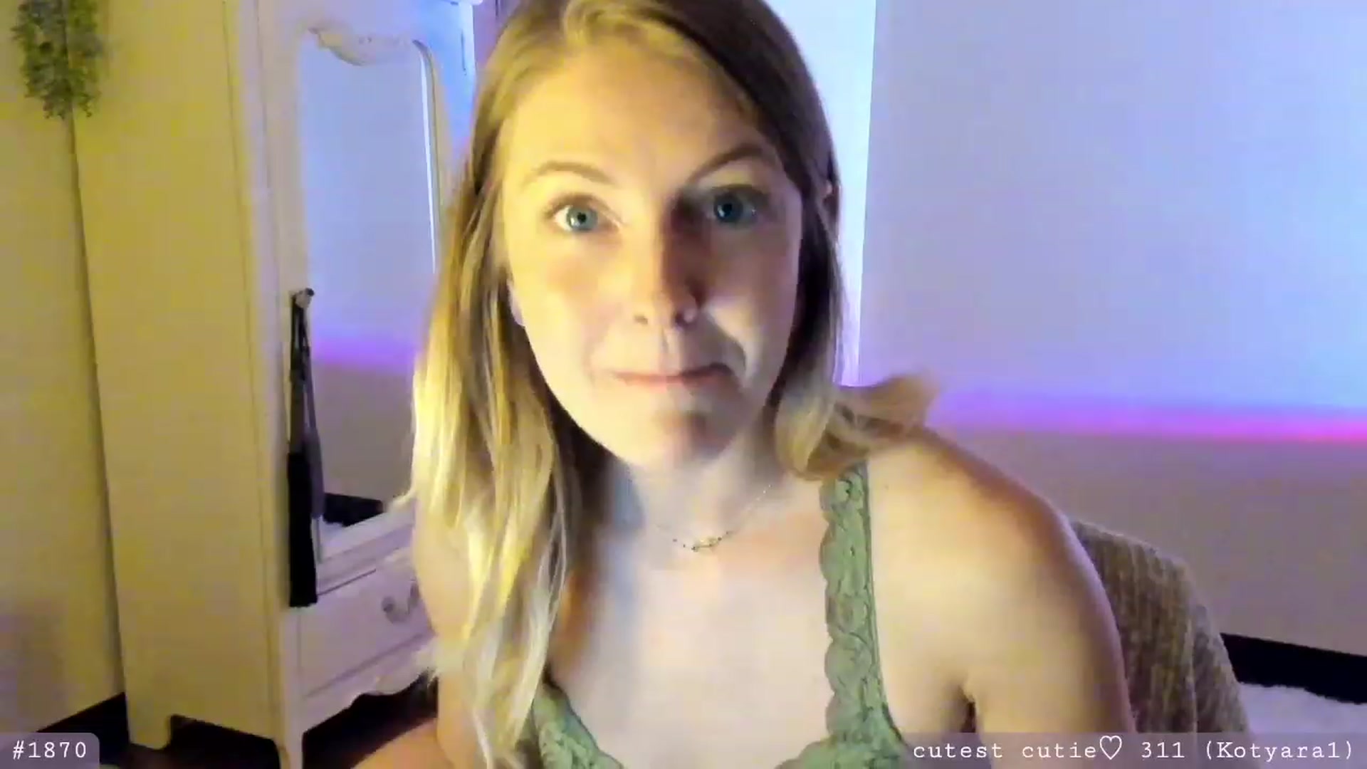 Gallery image thumbnail from AspenEden's myfreecams stream on, 04/23/2023, 03:03 image 5 of 20