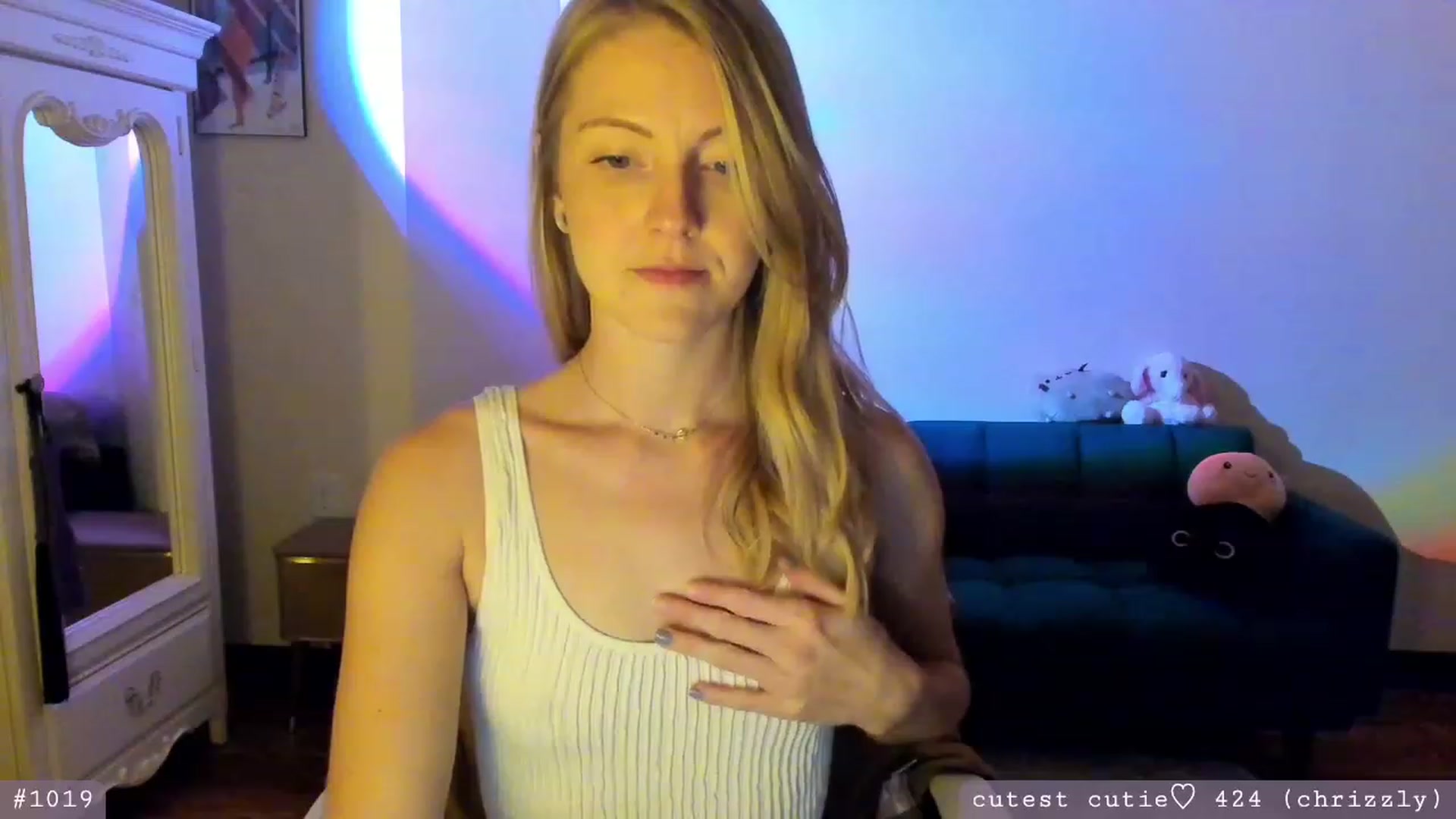 Gallery image thumbnail from AspenEden's myfreecams stream on, 05/27/2023, 01:39 image 4 of 20