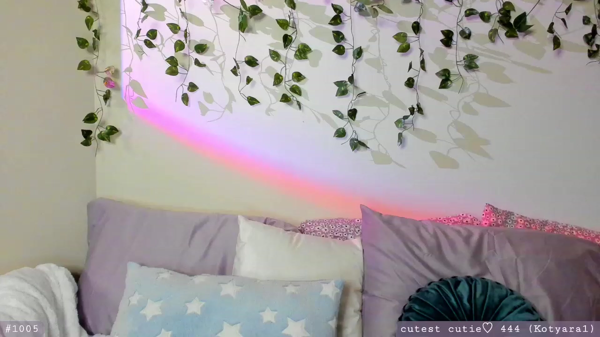 Gallery image thumbnail from AspenEden's myfreecams stream on, 05/31/2023, 04:08 image 2 of 20
