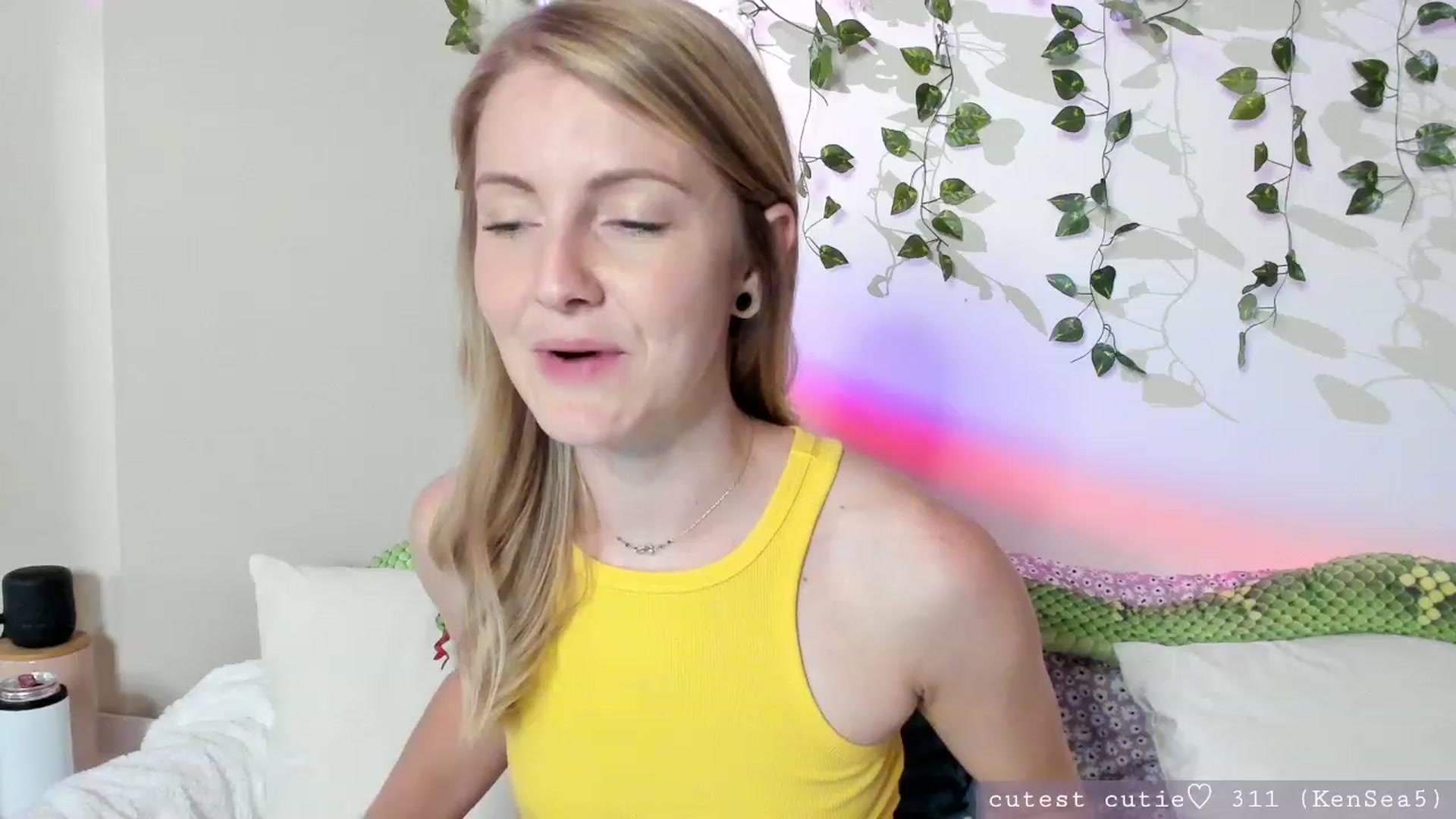 Gallery image thumbnail from AspenEden's myfreecams stream on, 06/09/2023, 02:43 image 3 of 20