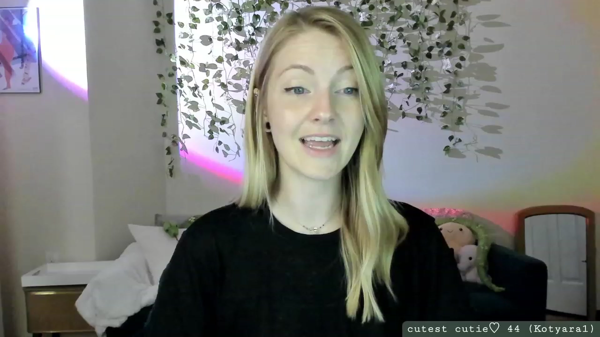 Gallery image thumbnail from AspenEden's myfreecams stream on, 06/10/2023, 03:31 image 5 of 20