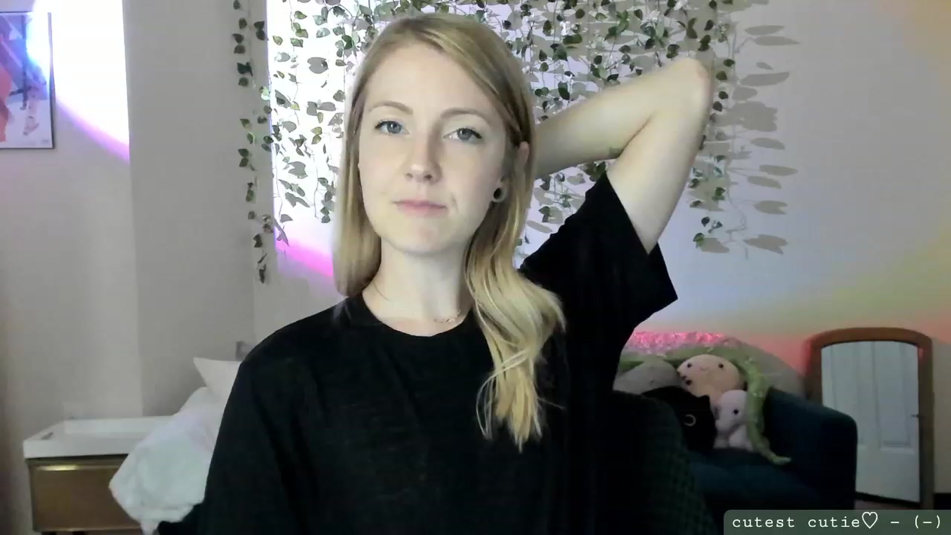 Gallery image thumbnail from AspenEden's myfreecams stream on, 06/10/2023, 03:31 image 2 of 20