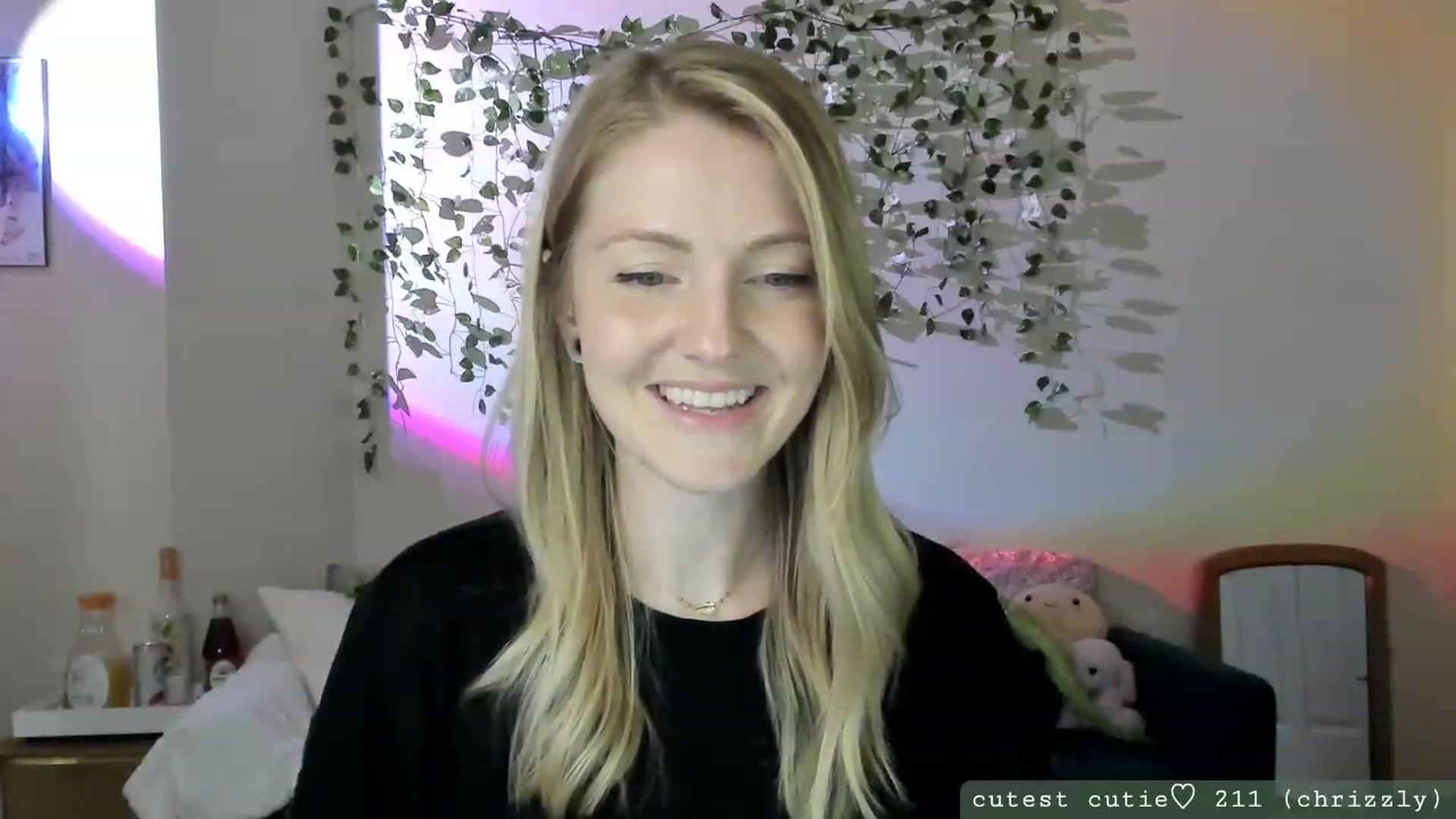 Gallery image thumbnail from AspenEden's myfreecams stream on, 06/10/2023, 03:31 image 10 of 20