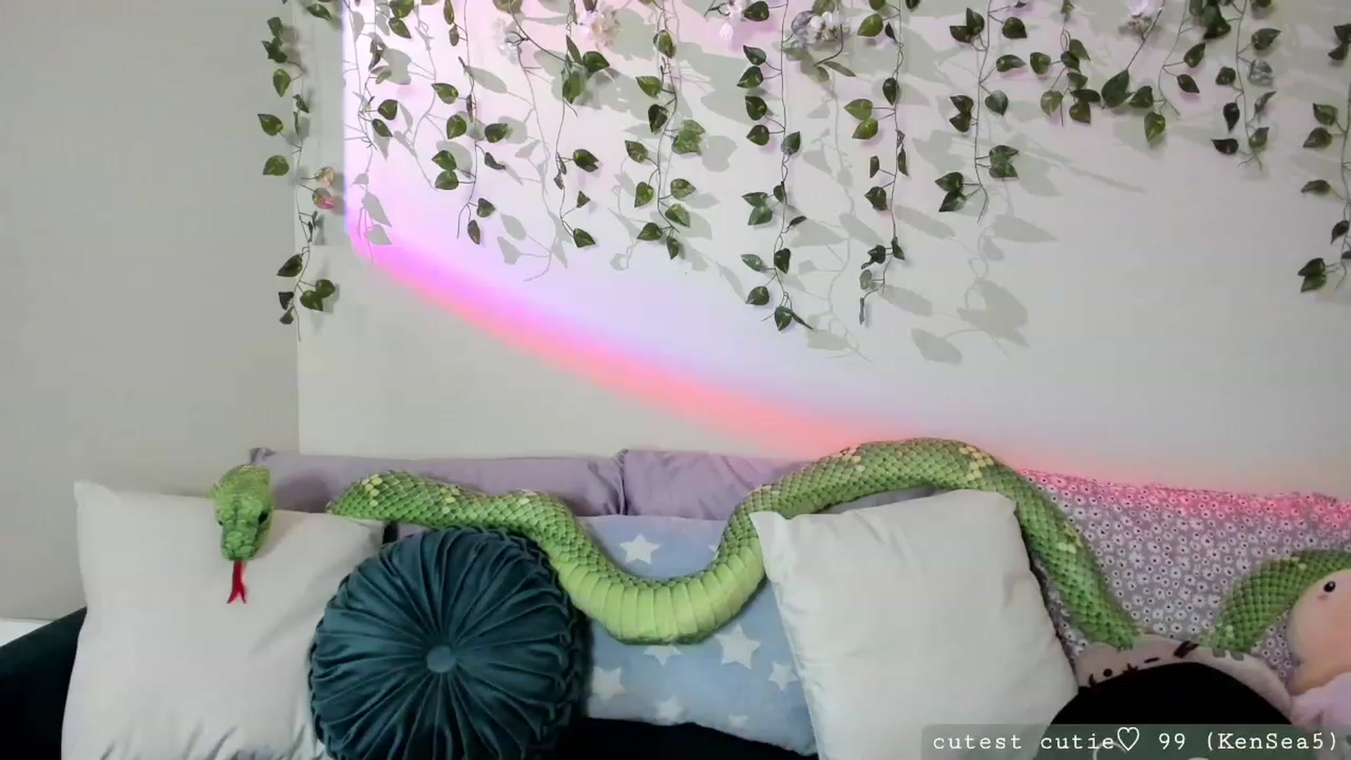 Gallery image thumbnail from AspenEden's myfreecams stream on, 06/12/2023, 23:54 image 9 of 20