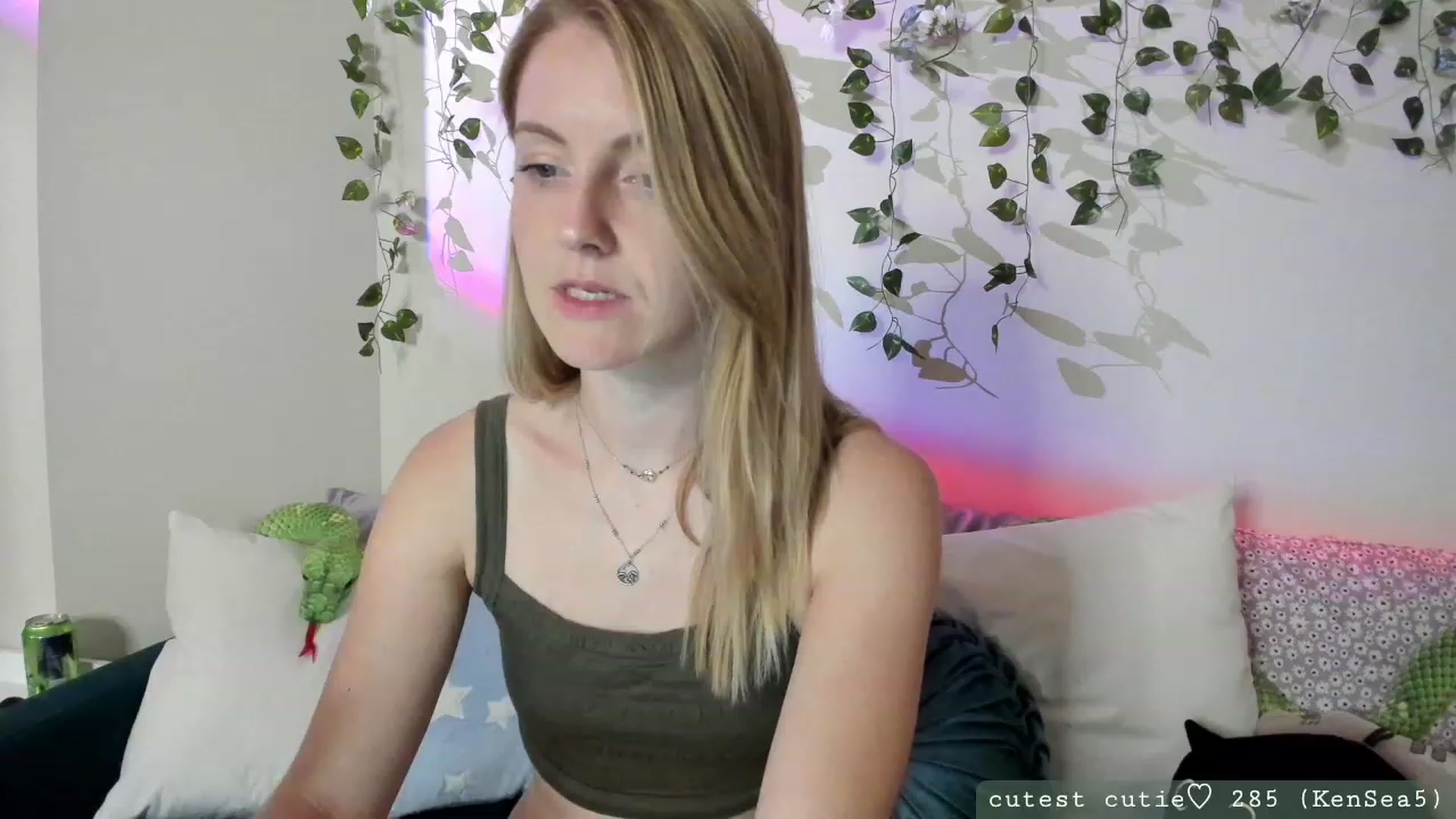 Gallery image thumbnail from AspenEden's myfreecams stream on, 06/14/2023, 02:28 image 8 of 20