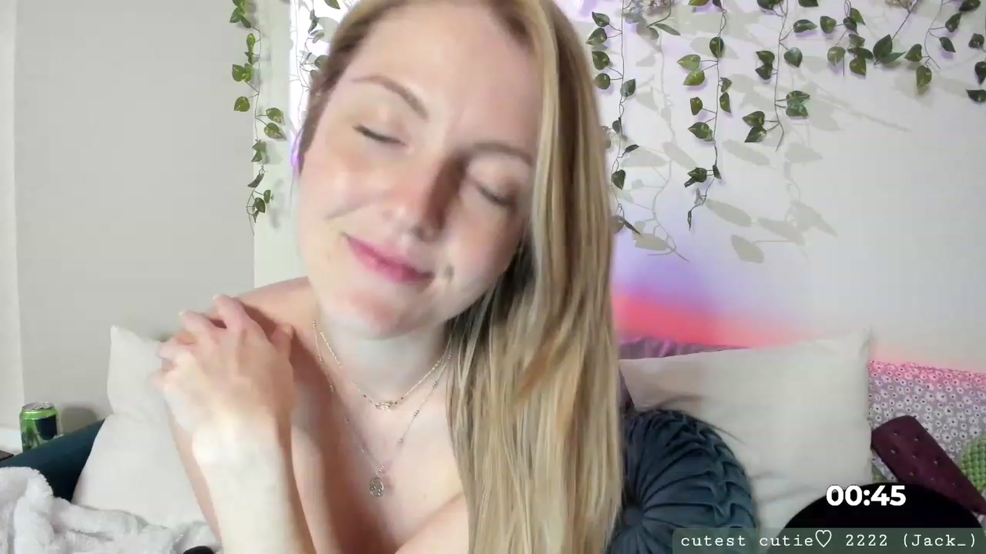 Gallery image thumbnail from AspenEden's myfreecams stream on, 06/14/2023, 02:28 image 20 of 20