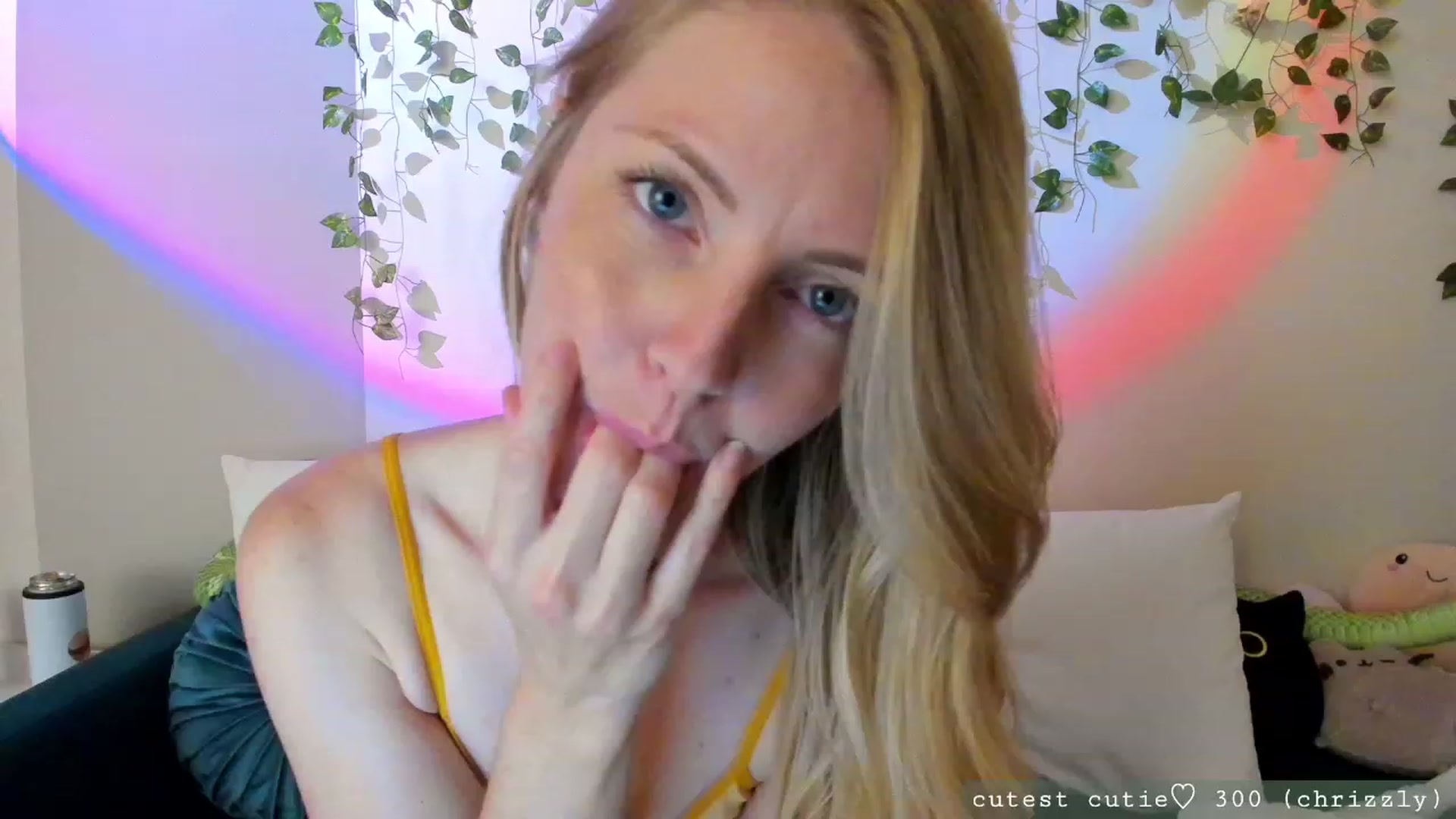 Gallery image thumbnail from AspenEden's myfreecams stream on, 07/19/2023, 02:22 image 9 of 20