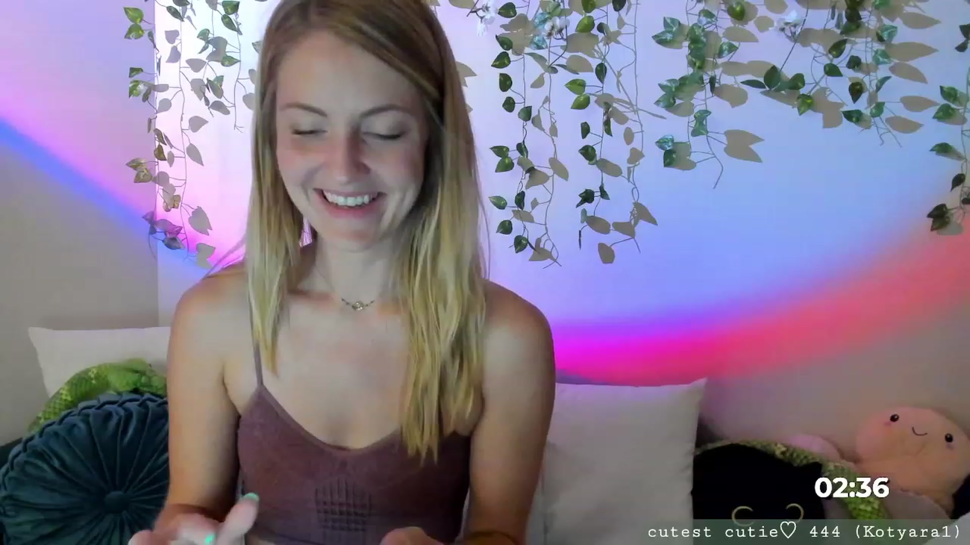 Gallery image thumbnail from AspenEden's myfreecams stream on, 07/27/2023, 24:54 image 20 of 20
