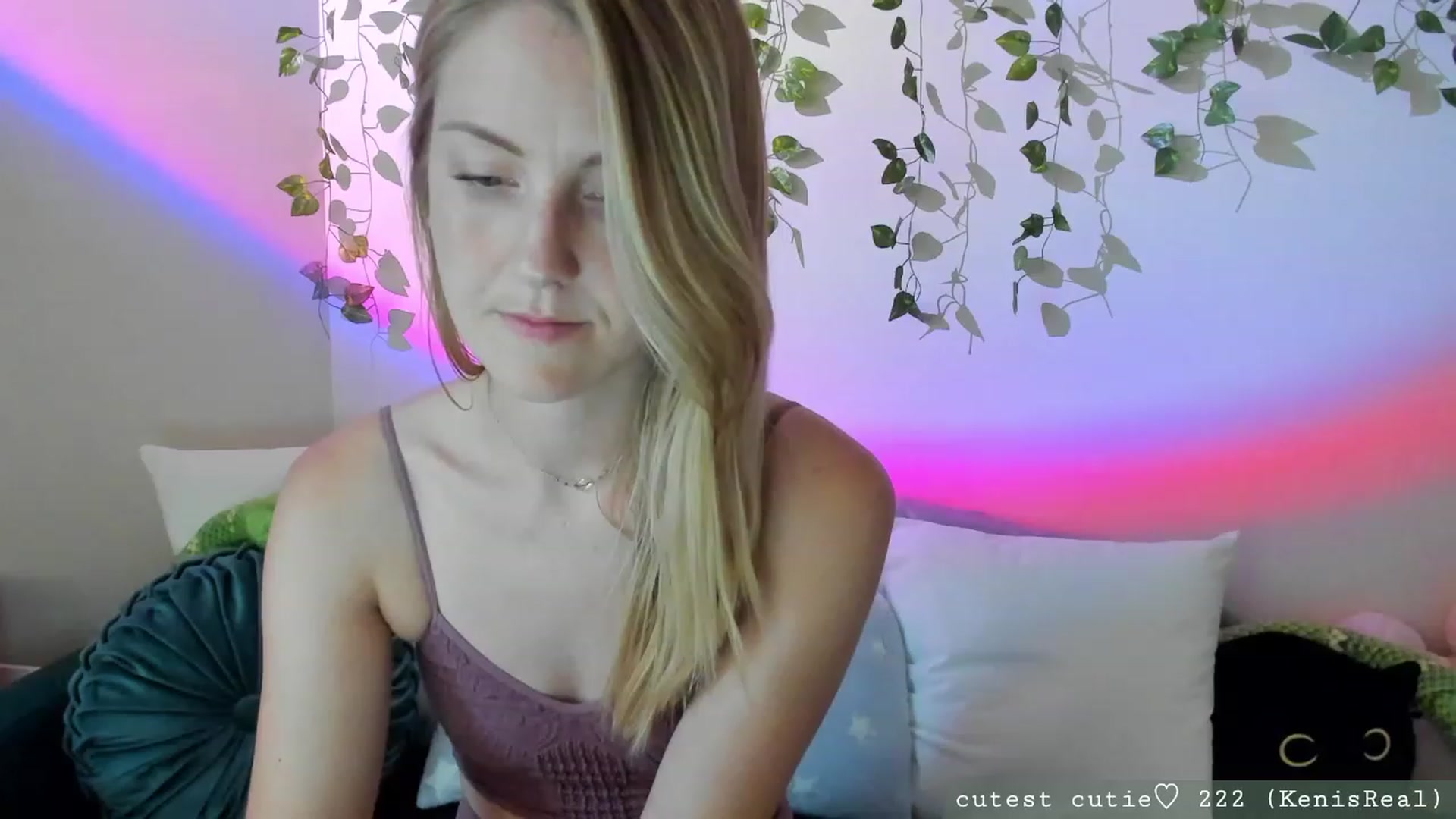 Gallery image thumbnail from AspenEden's myfreecams stream on, 07/27/2023, 24:54 image 6 of 20