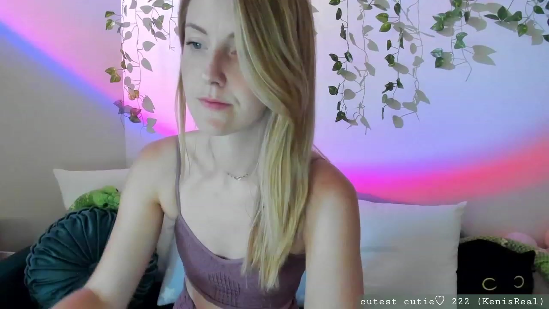 Gallery image thumbnail from AspenEden's myfreecams stream on, 07/27/2023, 24:54 image 5 of 20