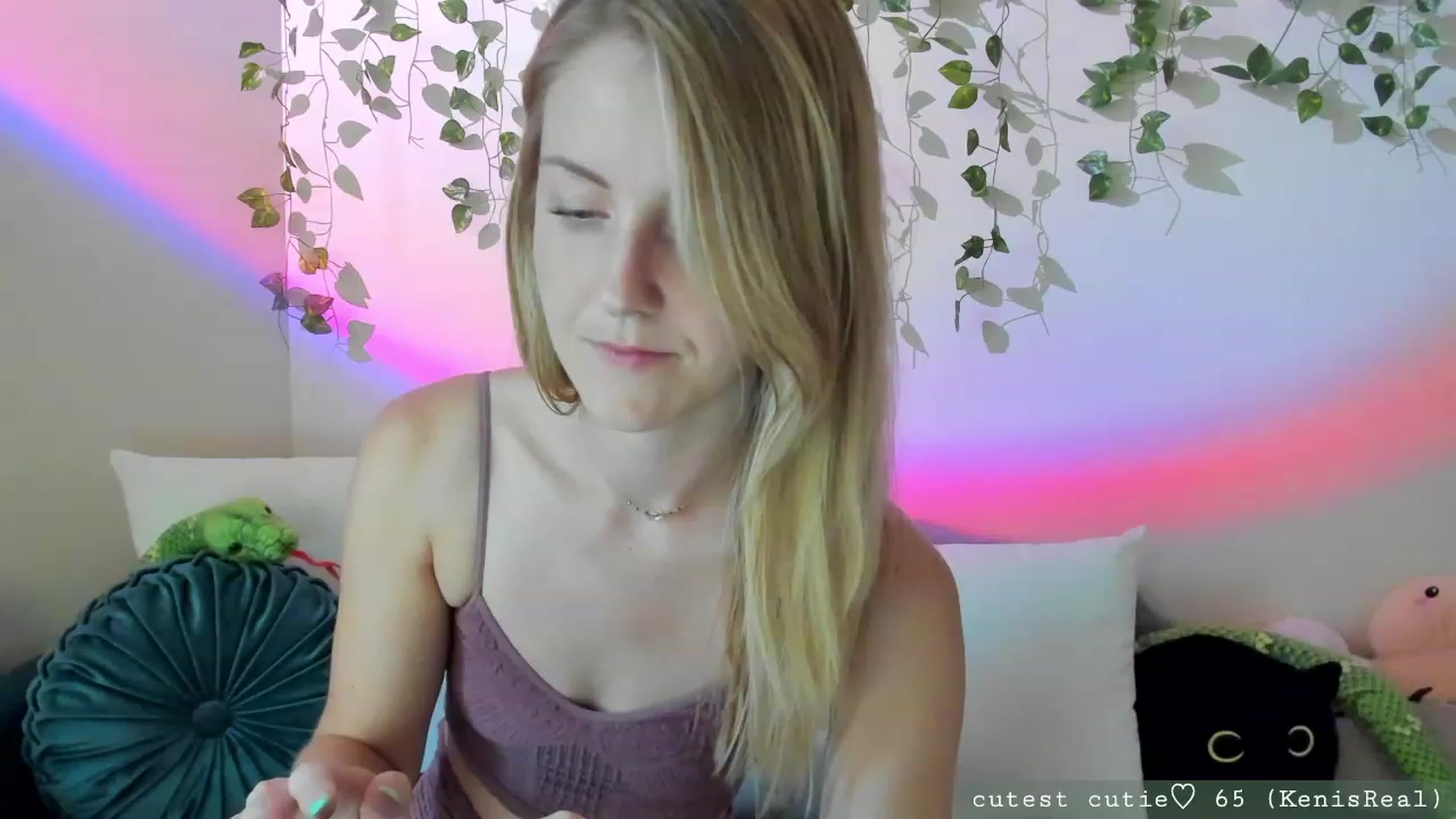 Gallery image thumbnail from AspenEden's myfreecams stream on, 07/27/2023, 24:54 image 3 of 20