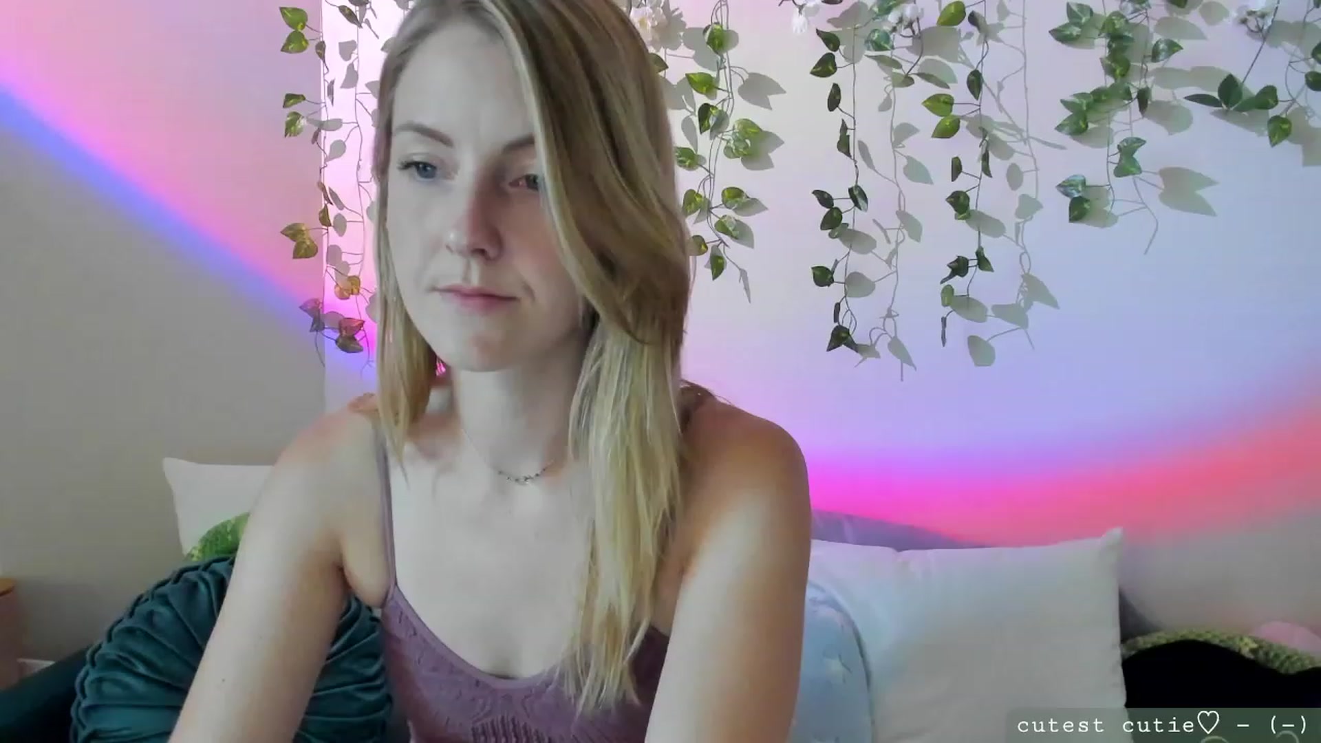 Gallery image thumbnail from AspenEden's myfreecams stream on, 07/27/2023, 24:54 image 1 of 20