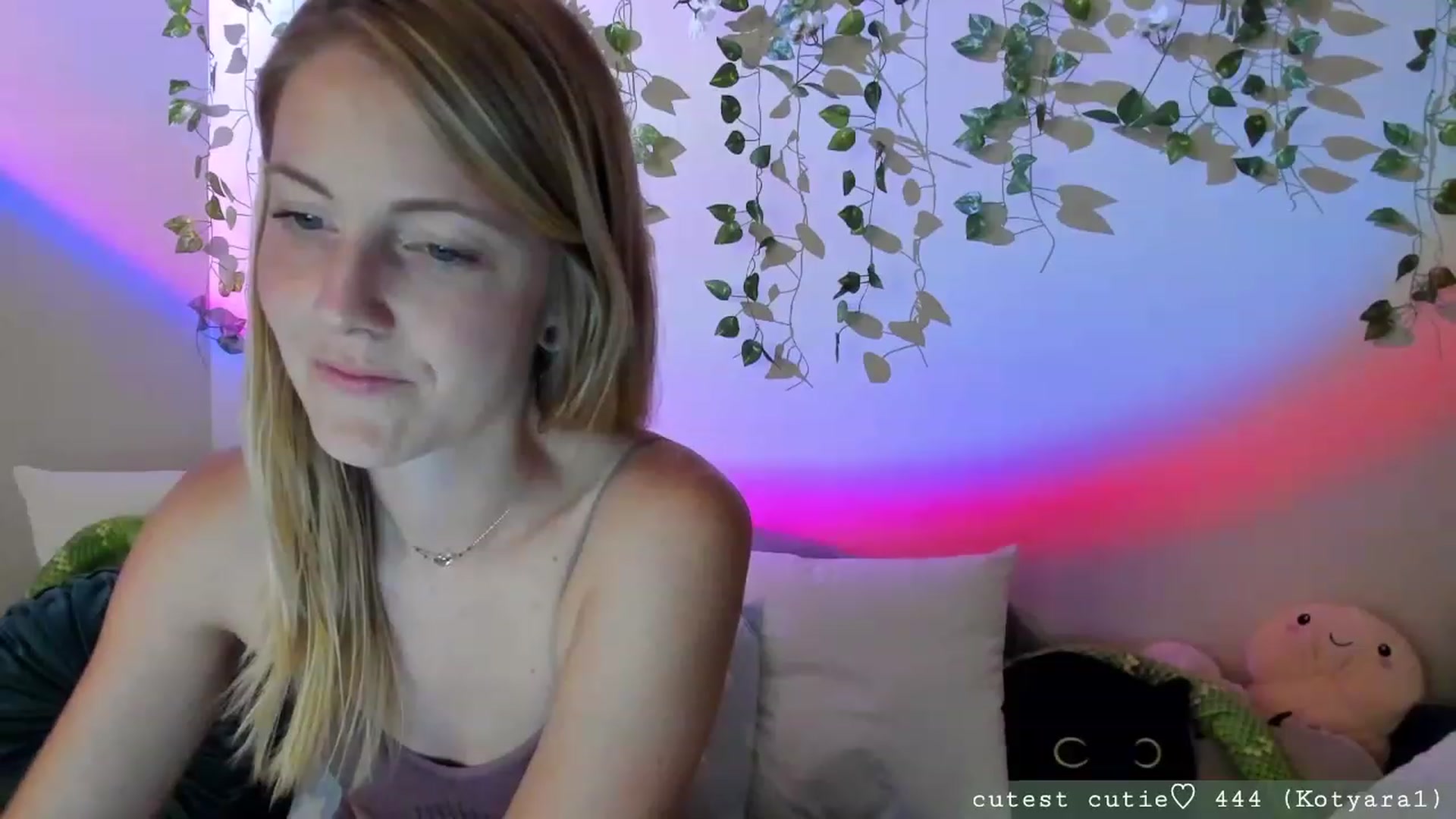 Gallery image thumbnail from AspenEden's myfreecams stream on, 07/27/2023, 01:07 image 13 of 20