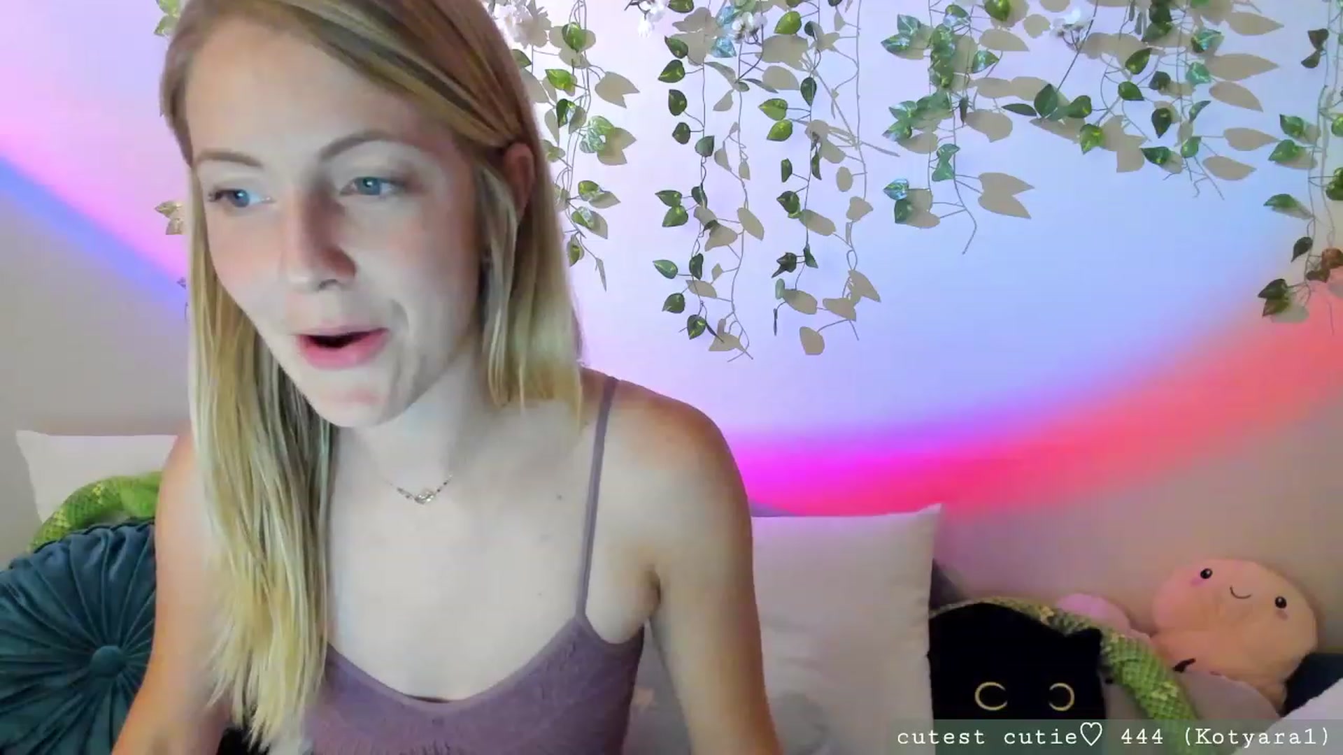 Gallery image thumbnail from AspenEden's myfreecams stream on, 07/27/2023, 01:07 image 15 of 20
