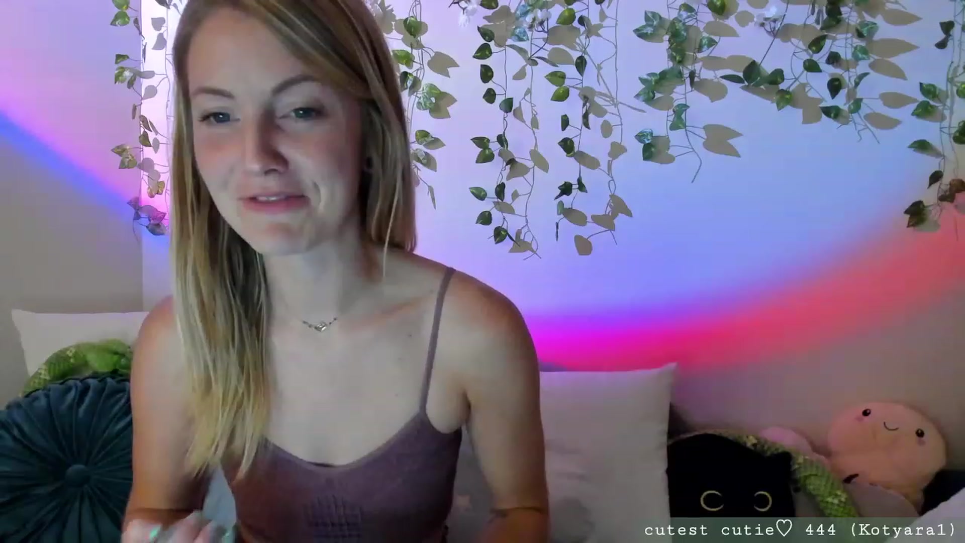 Gallery image thumbnail from AspenEden's myfreecams stream on, 07/27/2023, 01:07 image 14 of 20