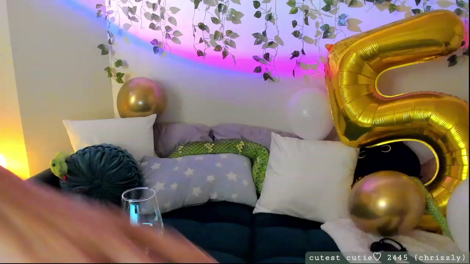 Gallery image thumbnail from AspenEden's myfreecams stream on, 08/01/2023, 02:52 image 10 of 20
