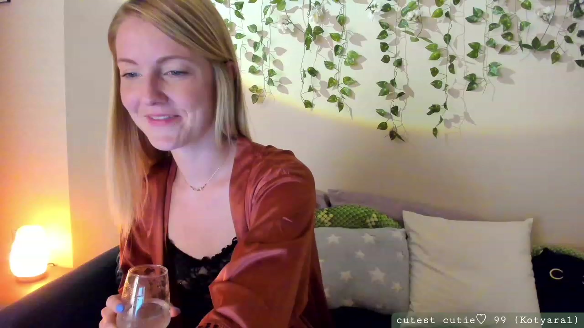 Gallery image thumbnail from AspenEden's myfreecams stream on, 08/09/2023, 03:51 image 4 of 20