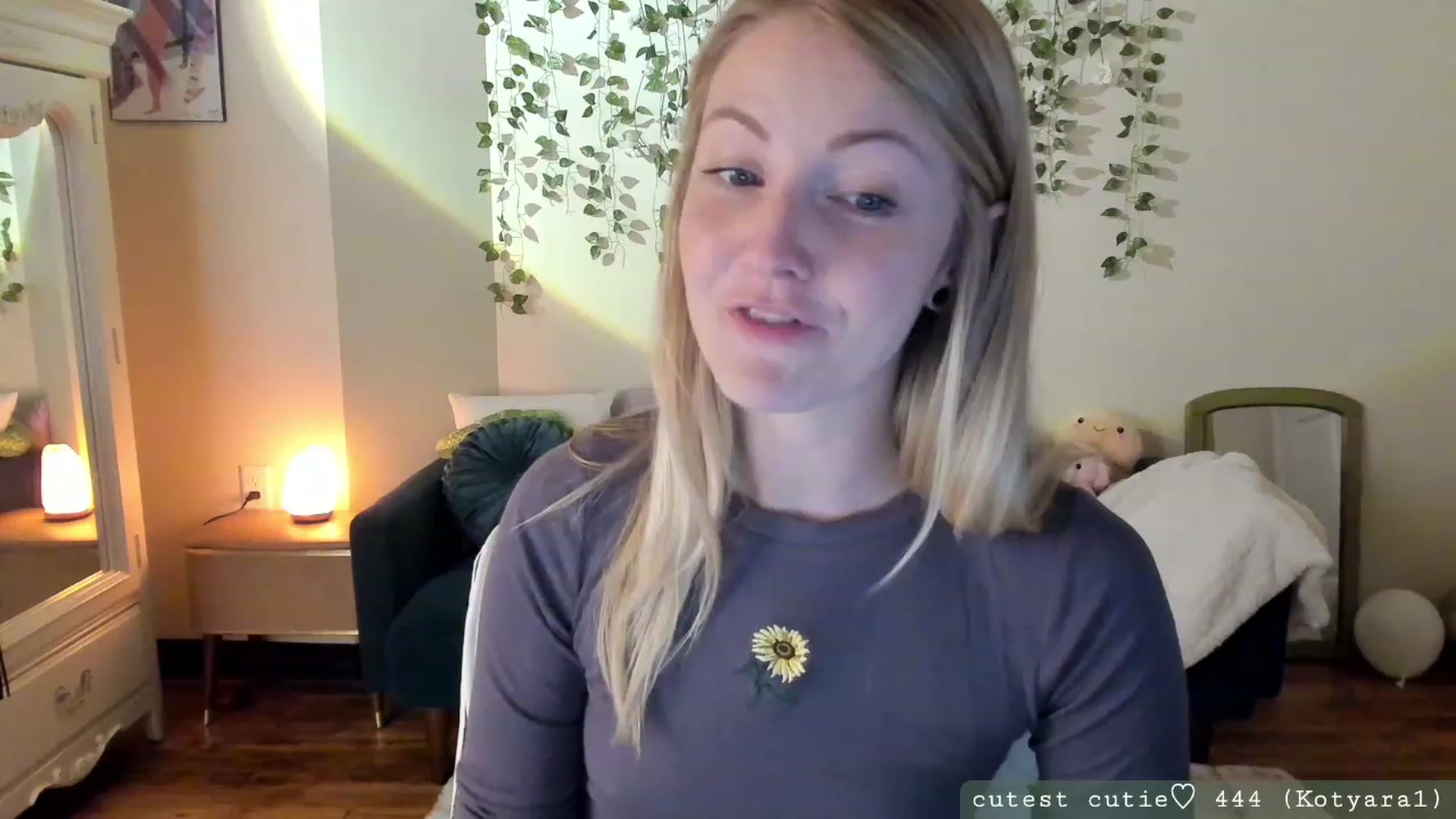 Gallery image thumbnail from AspenEden's myfreecams stream on, 08/22/2023, 02:27 image 2 of 20