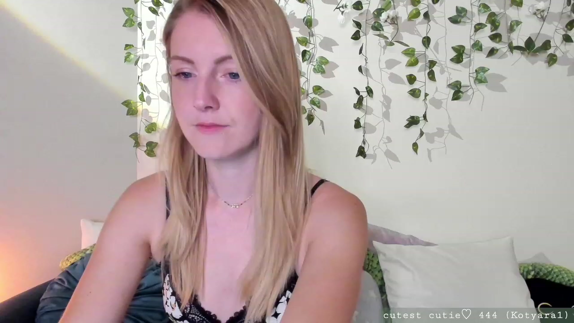 Gallery image thumbnail from AspenEden's myfreecams stream on, 08/23/2023, 01:12 image 1 of 20