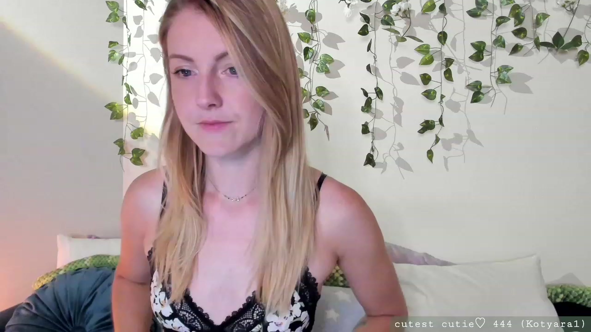 Gallery image thumbnail from AspenEden's myfreecams stream on, 08/23/2023, 01:12 image 5 of 20