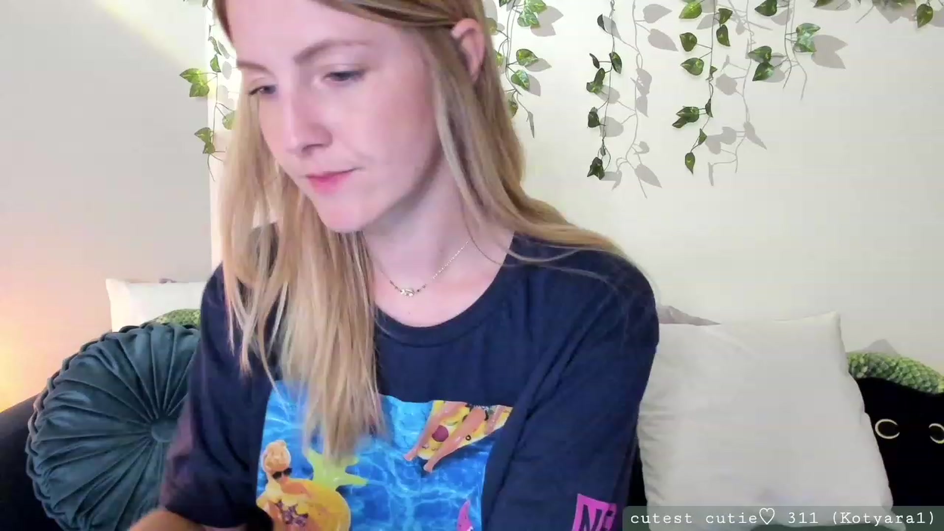Gallery image thumbnail from AspenEden's myfreecams stream on, 08/27/2023, 24:32 image 18 of 20
