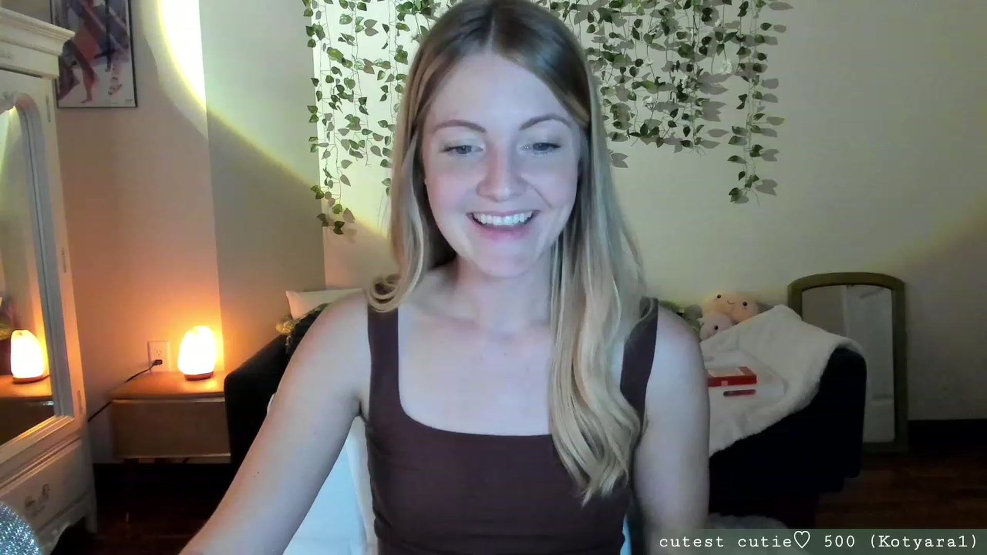 Gallery image thumbnail from AspenEden's myfreecams stream on, 09/07/2023, 24:57 image 4 of 20