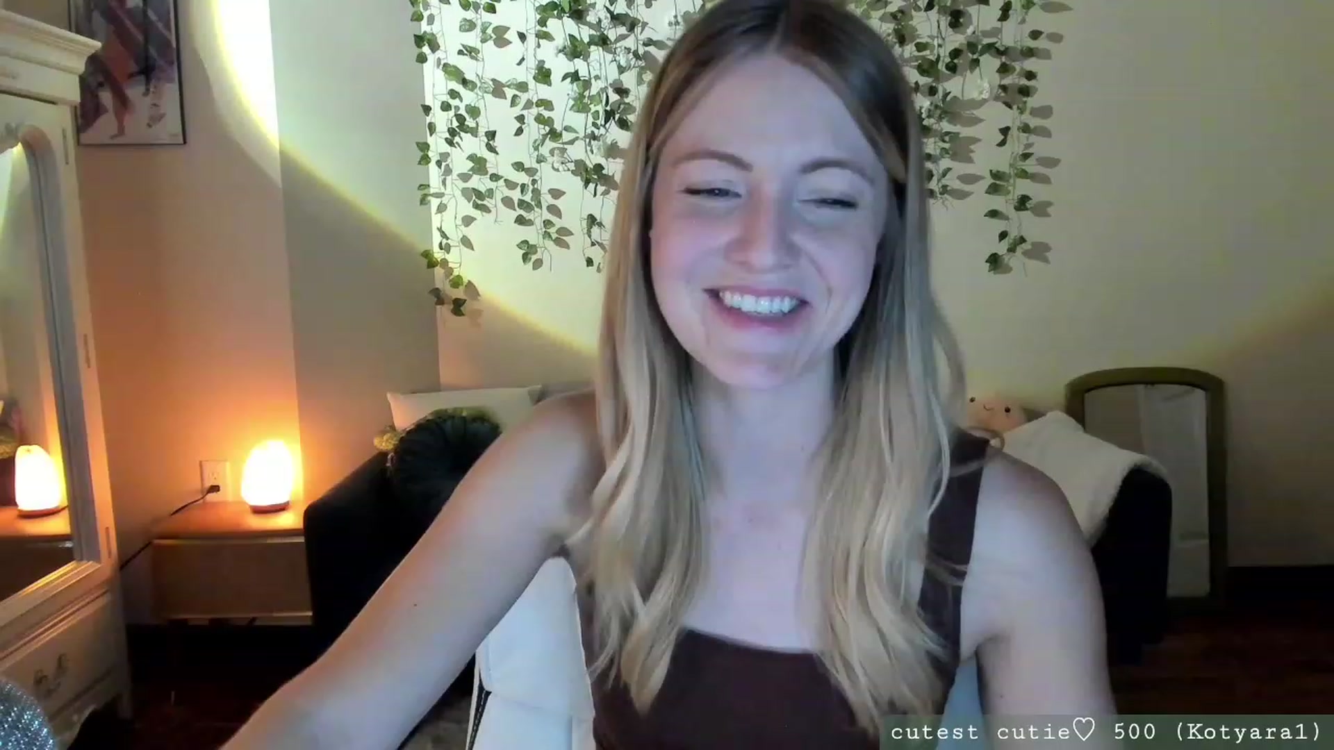 Gallery image thumbnail from AspenEden's myfreecams stream on, 09/07/2023, 24:57 image 17 of 20