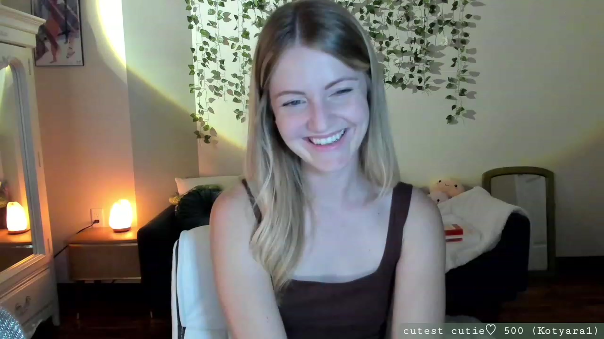 Gallery image thumbnail from AspenEden's myfreecams stream on, 09/07/2023, 24:57 image 1 of 20