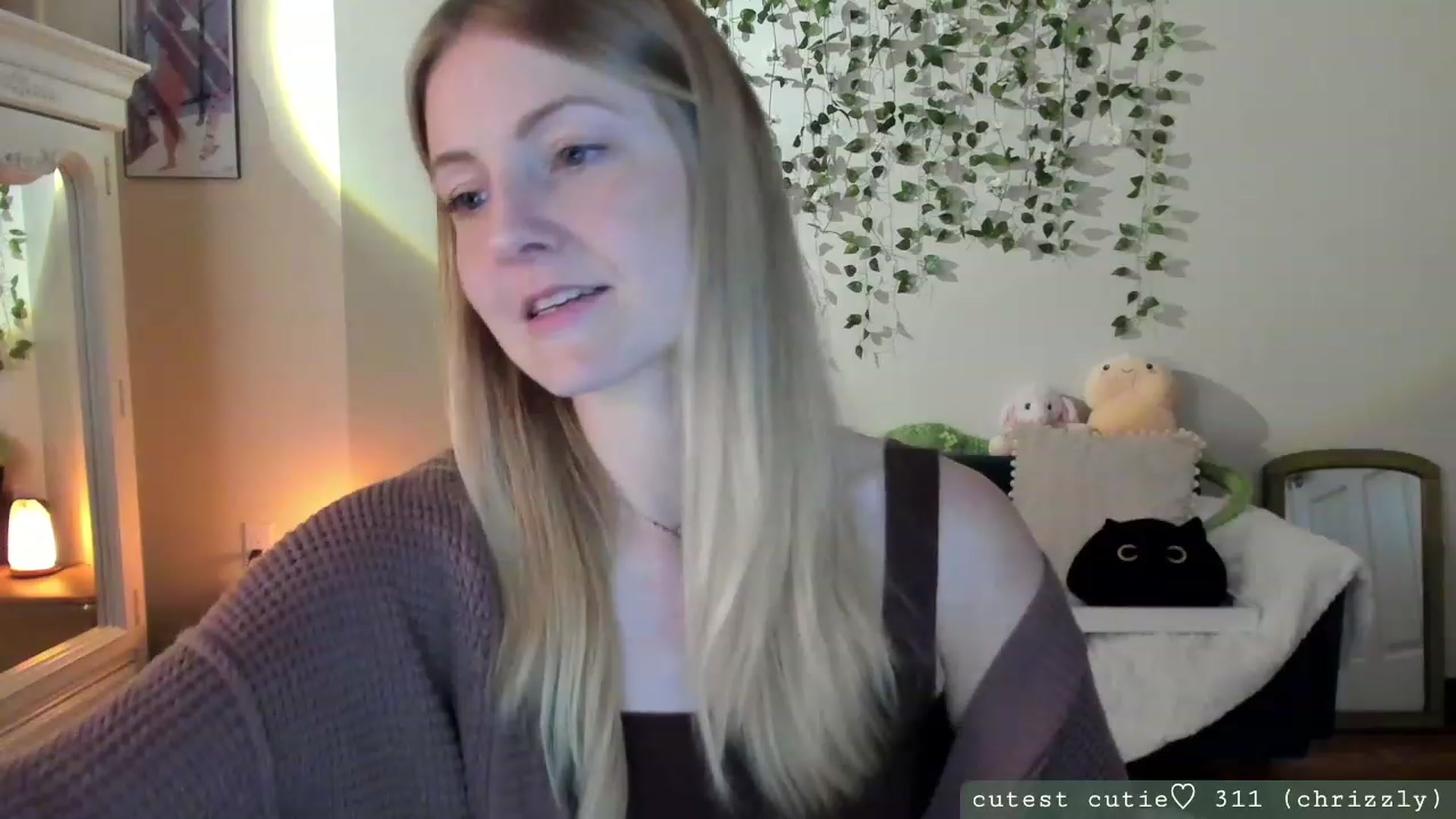 Gallery image thumbnail from AspenEden's myfreecams stream on, 09/29/2023, 24:04 image 8 of 20