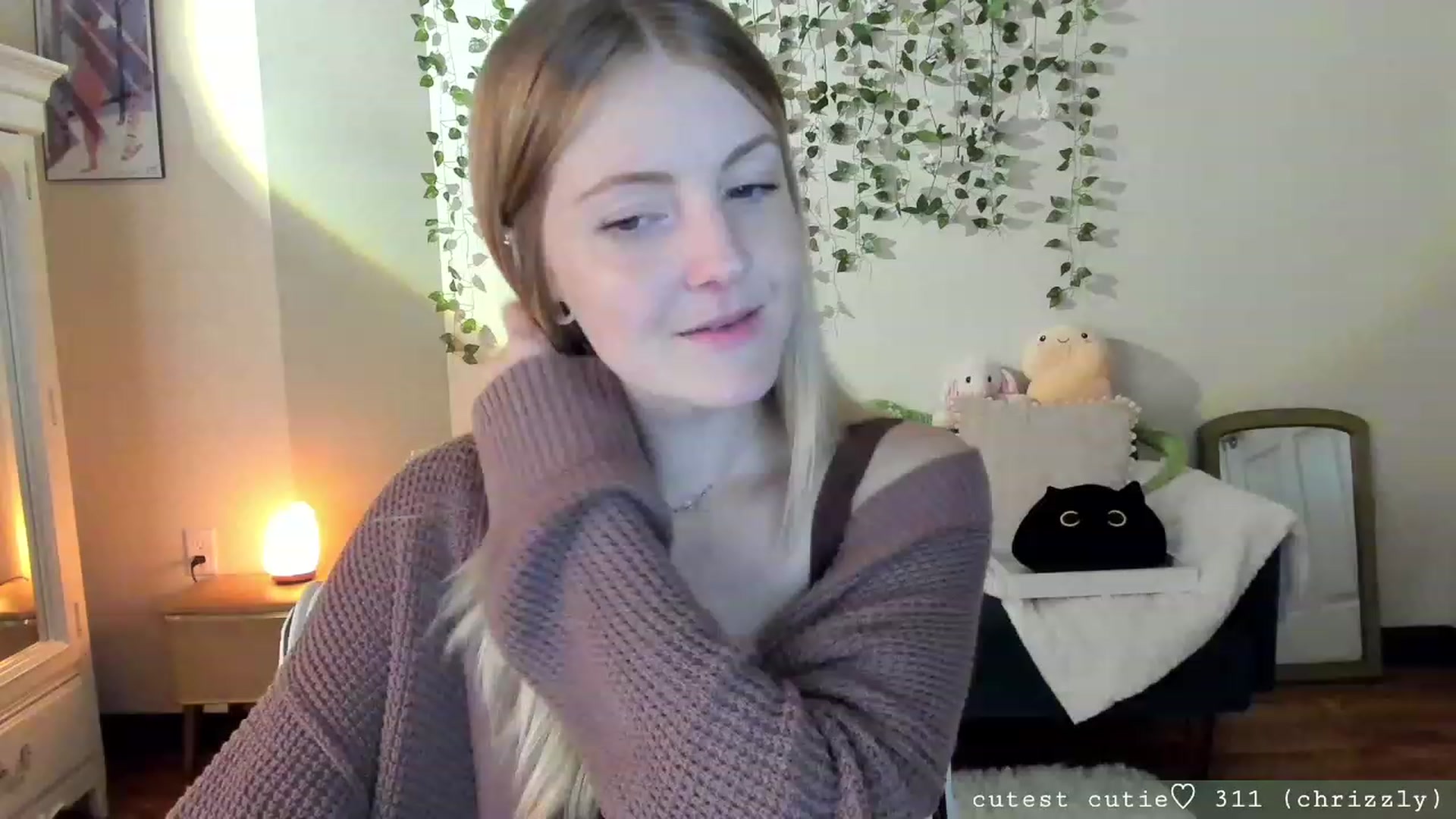Gallery image thumbnail from AspenEden's myfreecams stream on, 09/29/2023, 24:04 image 6 of 20