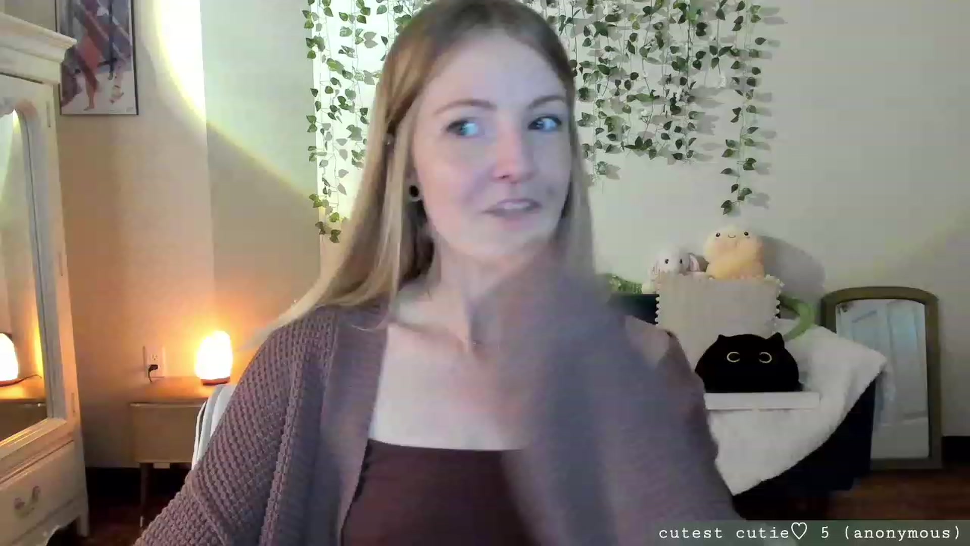 Gallery image thumbnail from AspenEden's myfreecams stream on, 09/29/2023, 24:04 image 4 of 20