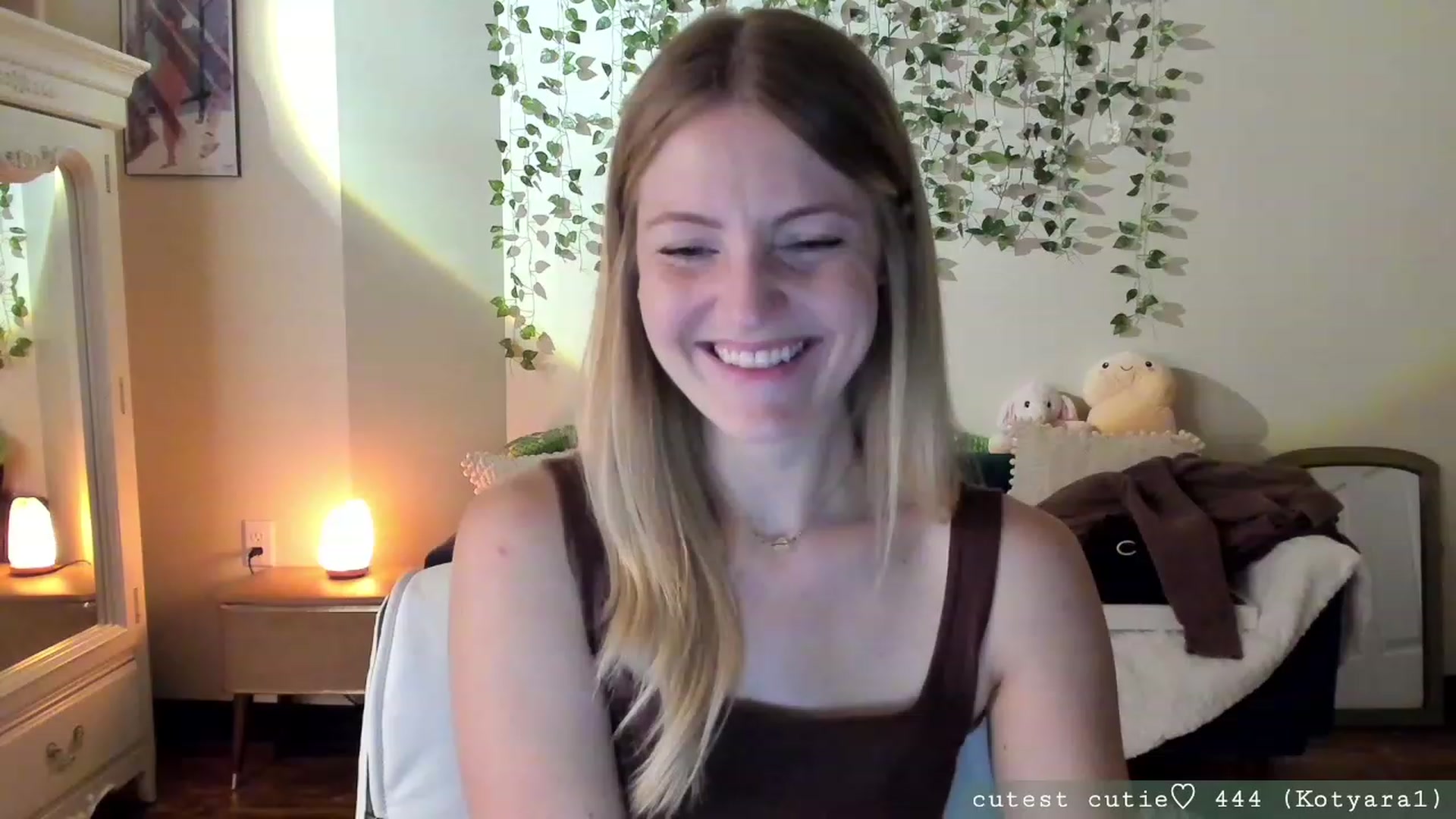 Gallery image thumbnail from AspenEden's myfreecams stream on, 09/29/2023, 01:01 image 7 of 20