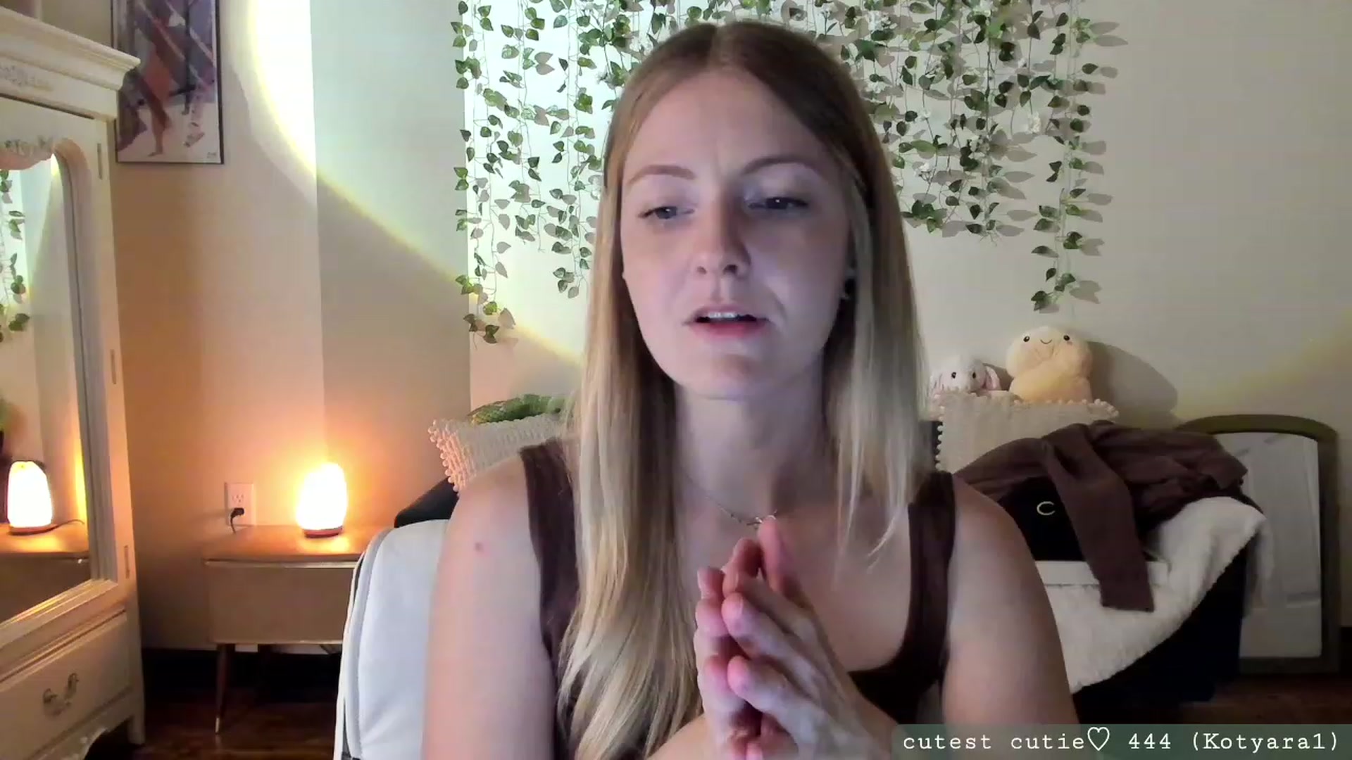 Gallery image thumbnail from AspenEden's myfreecams stream on, 09/29/2023, 01:01 image 12 of 20