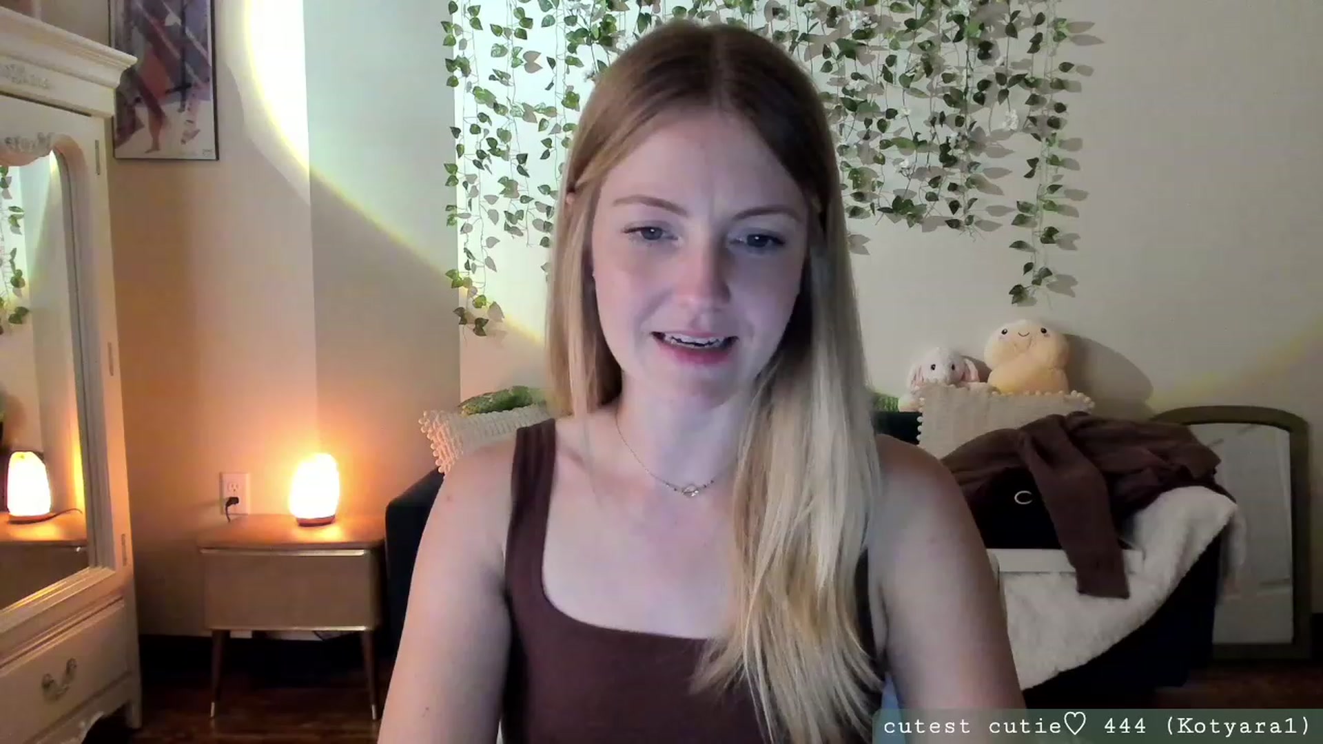 Gallery image thumbnail from AspenEden's myfreecams stream on, 09/29/2023, 01:01 image 14 of 20