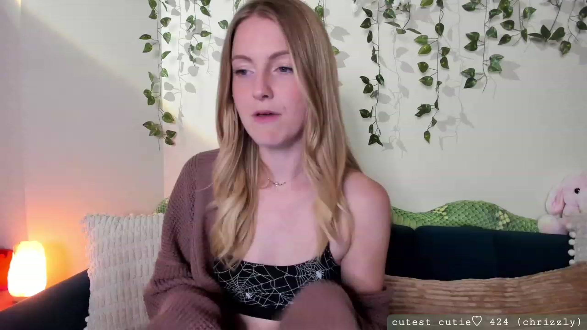 Gallery image thumbnail from AspenEden's myfreecams stream on, 10/04/2023, 03:57 image 6 of 20