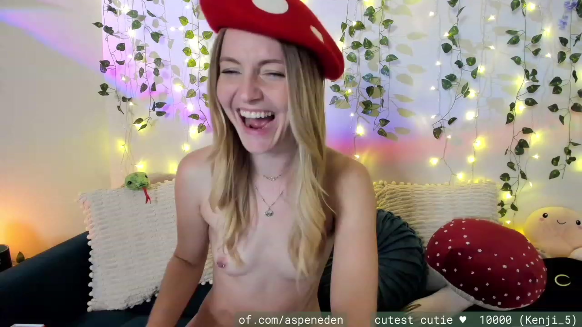 Gallery image thumbnail from AspenEden's myfreecams stream on, 11/02/2023, 02:30 image 7 of 20