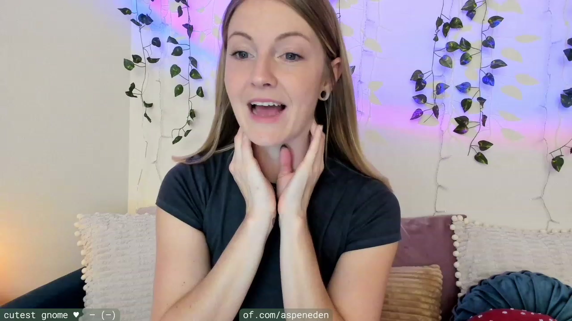 Gallery image thumbnail from AspenEden's myfreecams stream on, 11/05/2023, 24:18 image 6 of 20