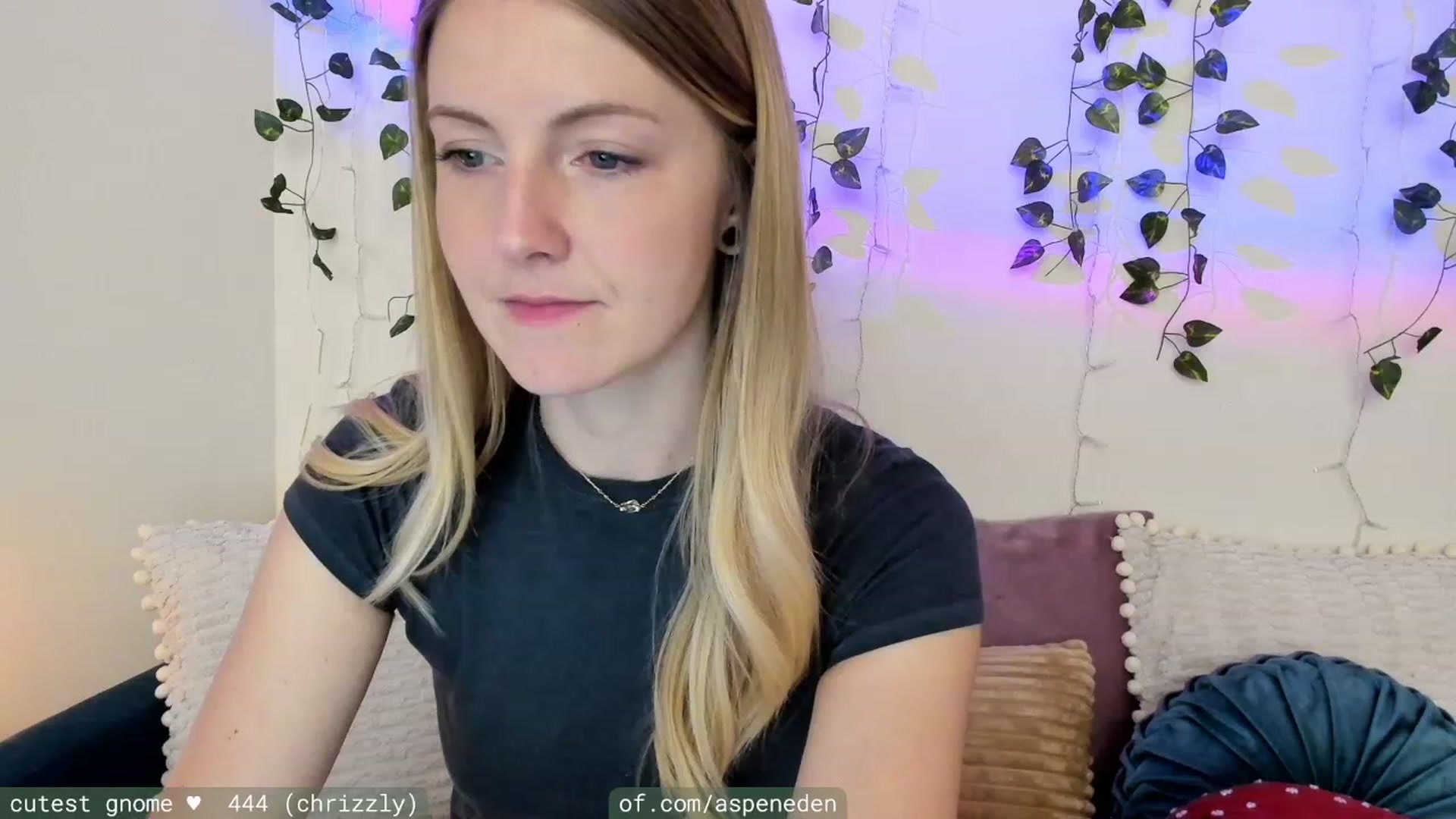 Gallery image thumbnail from AspenEden's myfreecams stream on, 11/05/2023, 24:19 image 18 of 20