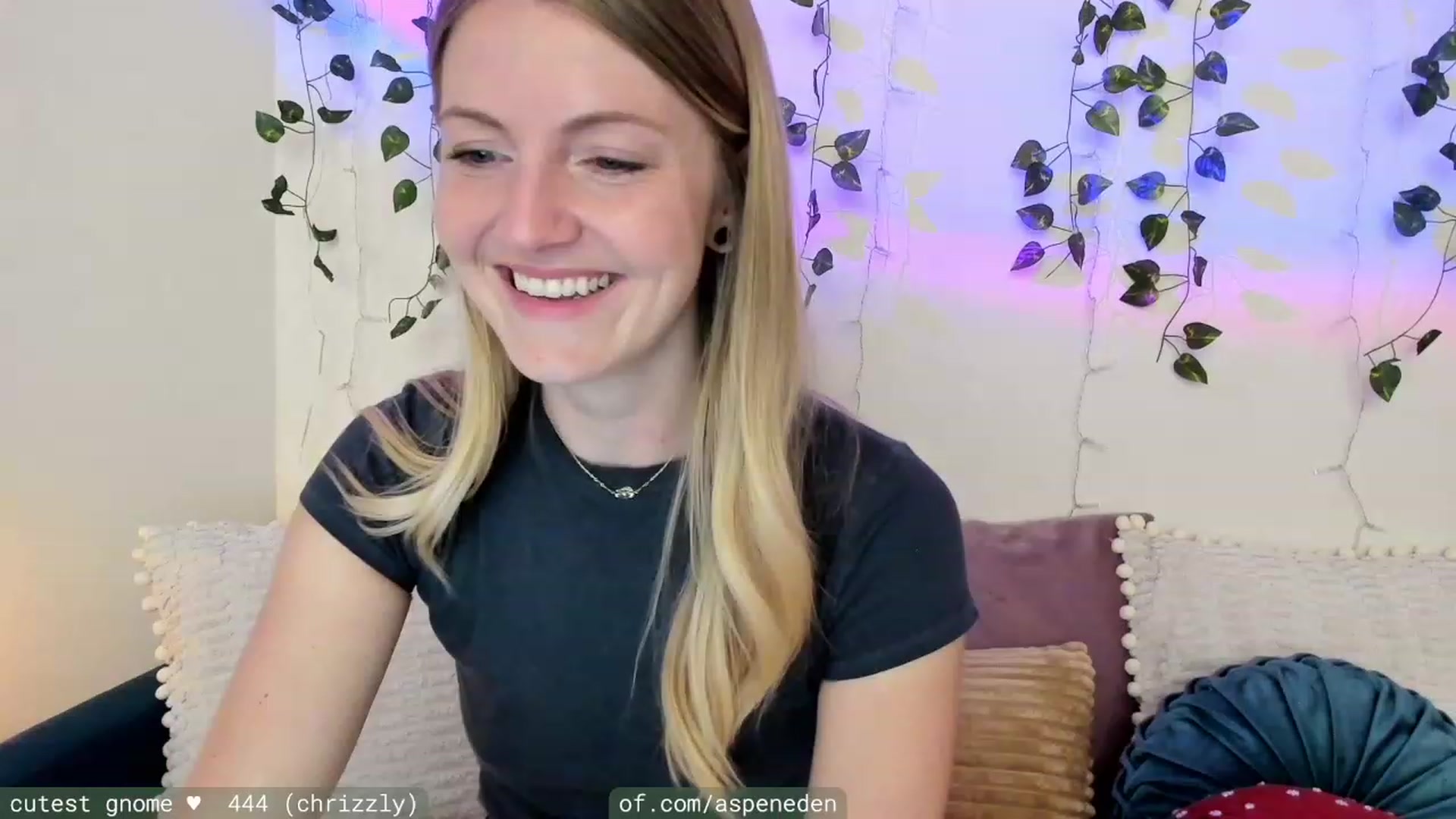 Gallery image thumbnail from AspenEden's myfreecams stream on, 11/05/2023, 24:19 image 20 of 20