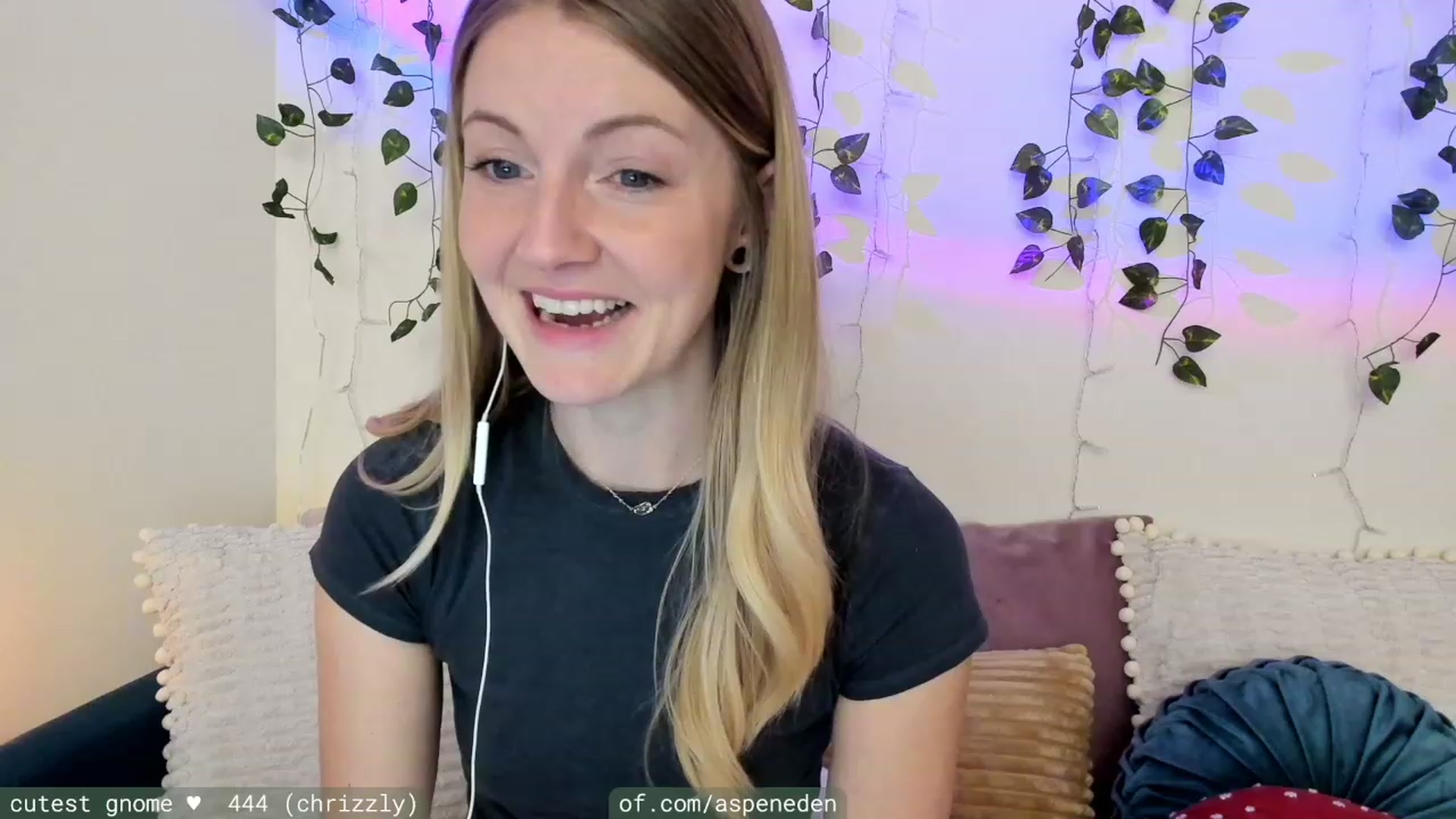 Gallery image thumbnail from AspenEden's myfreecams stream on, 11/05/2023, 24:19 image 10 of 20