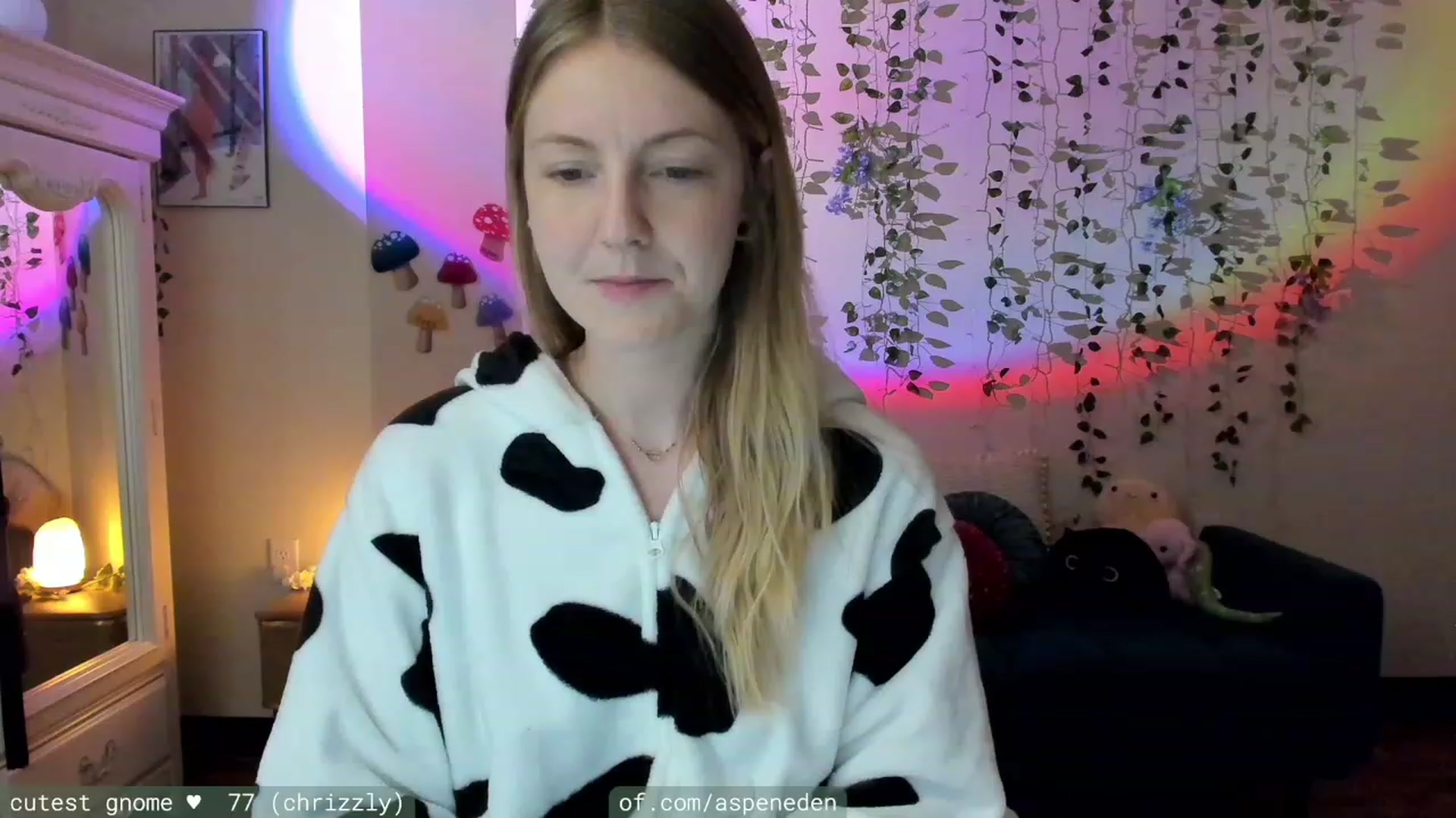 Gallery image thumbnail from AspenEden's myfreecams stream on, 11/20/2023, 24:35 image 10 of 20