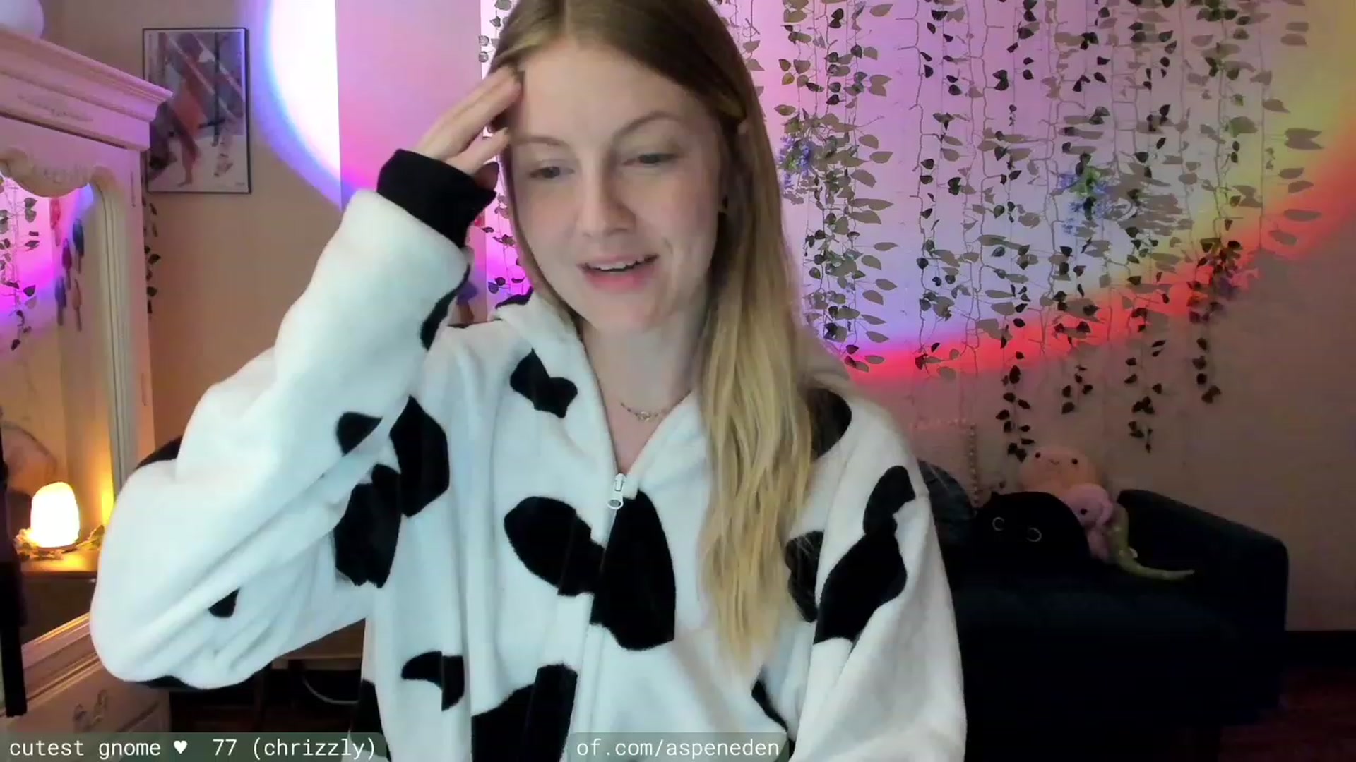 Gallery image thumbnail from AspenEden's myfreecams stream on, 11/20/2023, 24:35 image 8 of 20