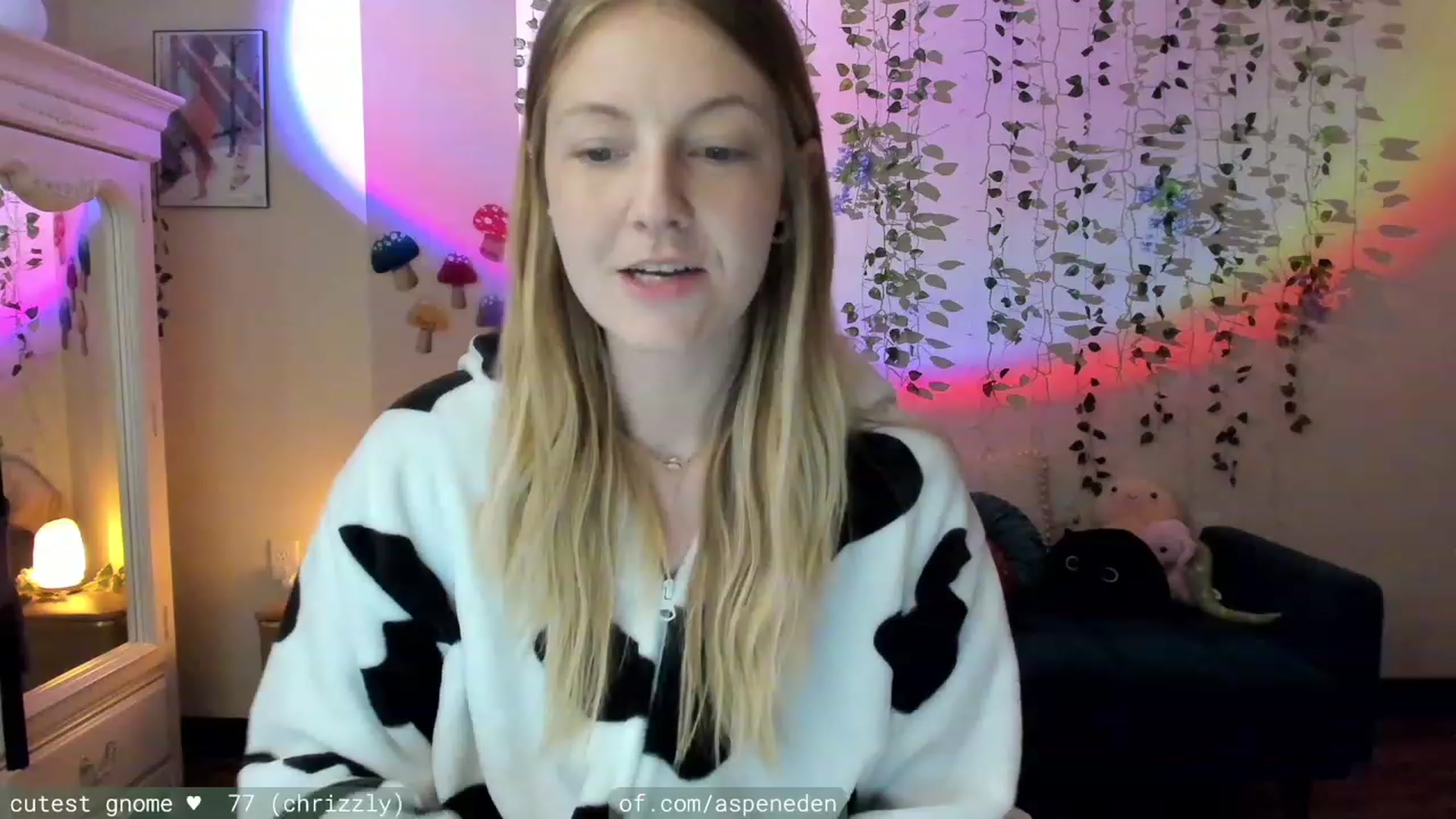 Gallery image thumbnail from AspenEden's myfreecams stream on, 11/20/2023, 24:35 image 6 of 20