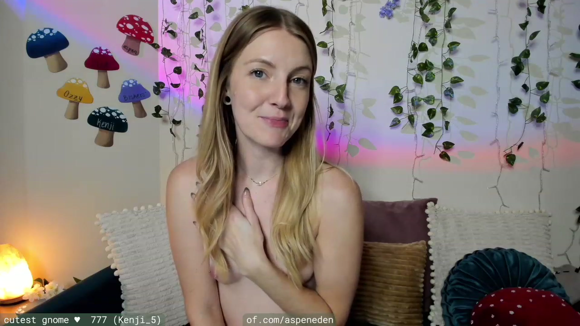 Gallery image thumbnail from AspenEden's myfreecams stream on, 11/25/2023, 02:26 image 19 of 20
